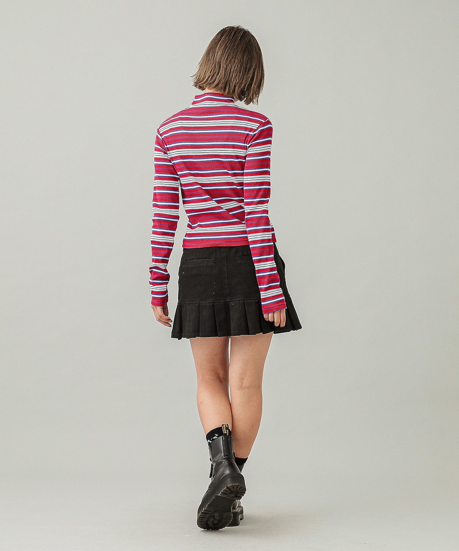 STRIPED HIGH NECK TOP