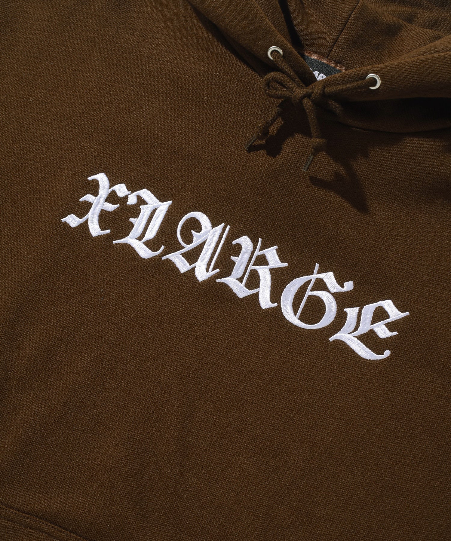 OLD ENGLISH PULLOVER HOODED SWEATSHIRT