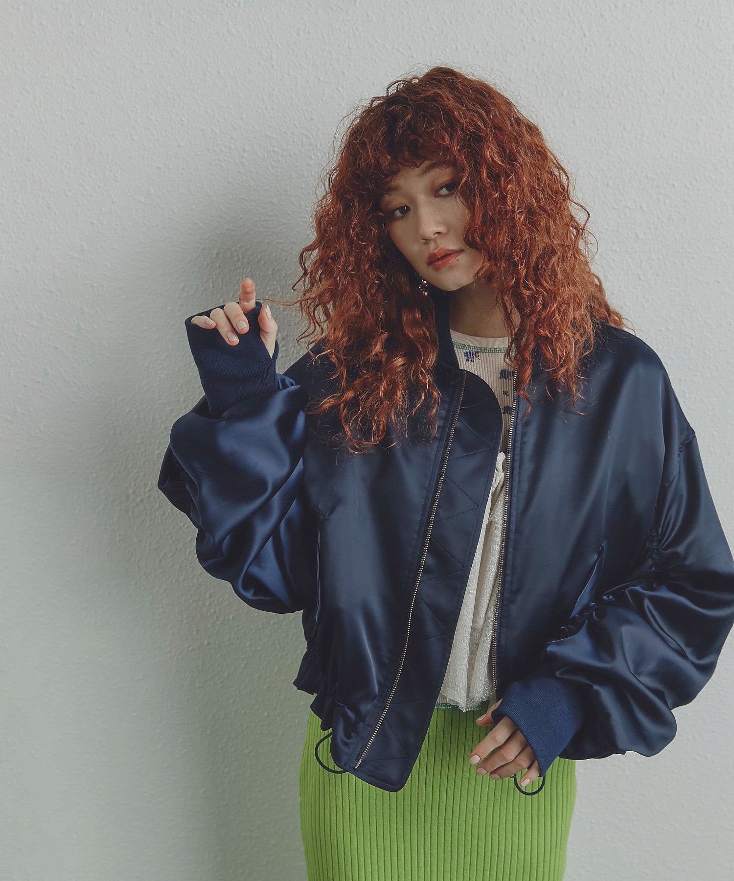 ギャザースリーブMA-1ブルゾン