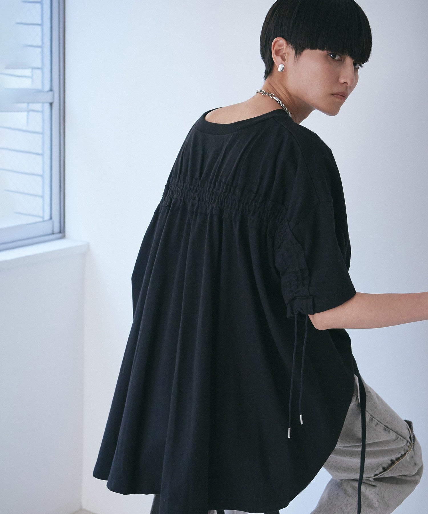 バックギャザープルオーバー