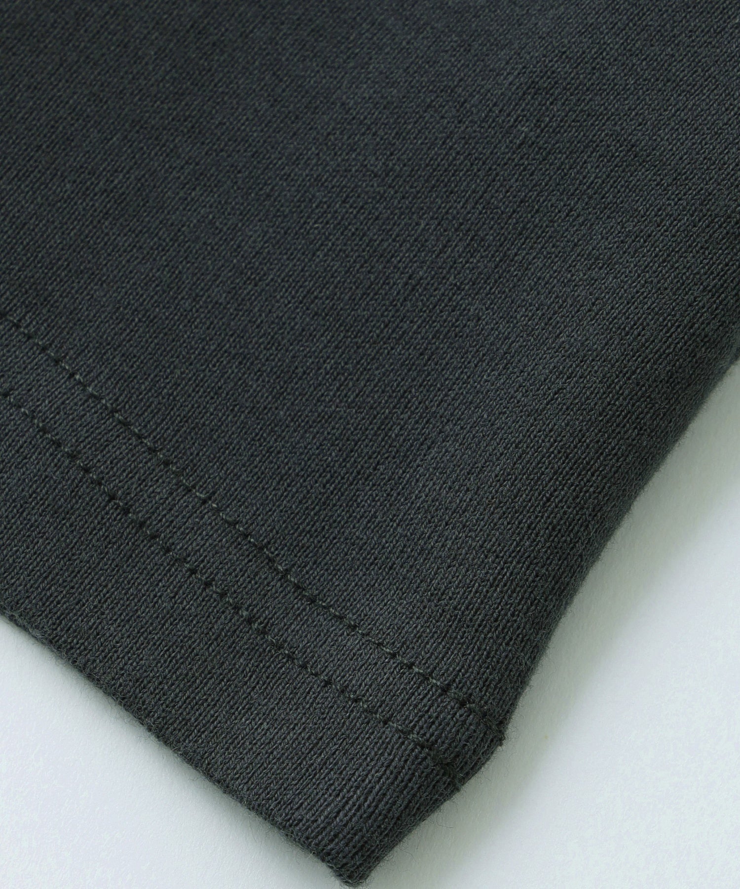 FACE EMBROIDERED PATCH RAGLAN S/S BABY TEE