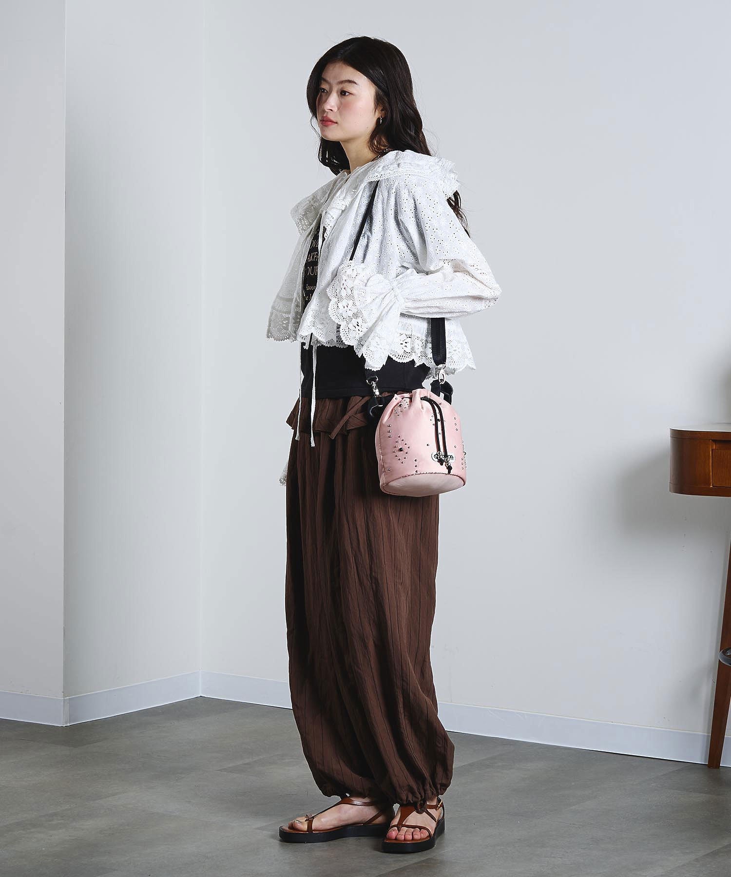 mag.by c/COTTON EMBROIDERY L/S FRILL SHIRT