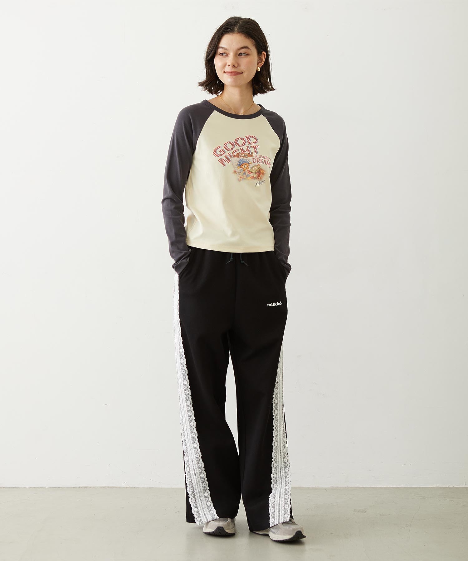 SLEEPING M.FEDDY COMPACT B/B TEE