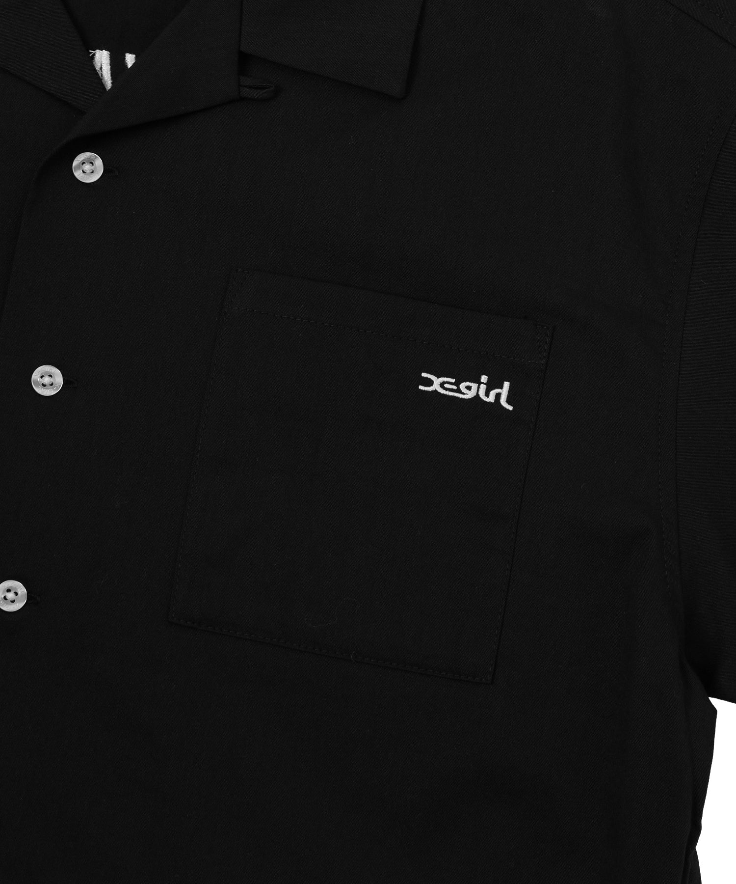 ARCH LOGO AND FACE OPEN COLLAR CROPPED SHIRT