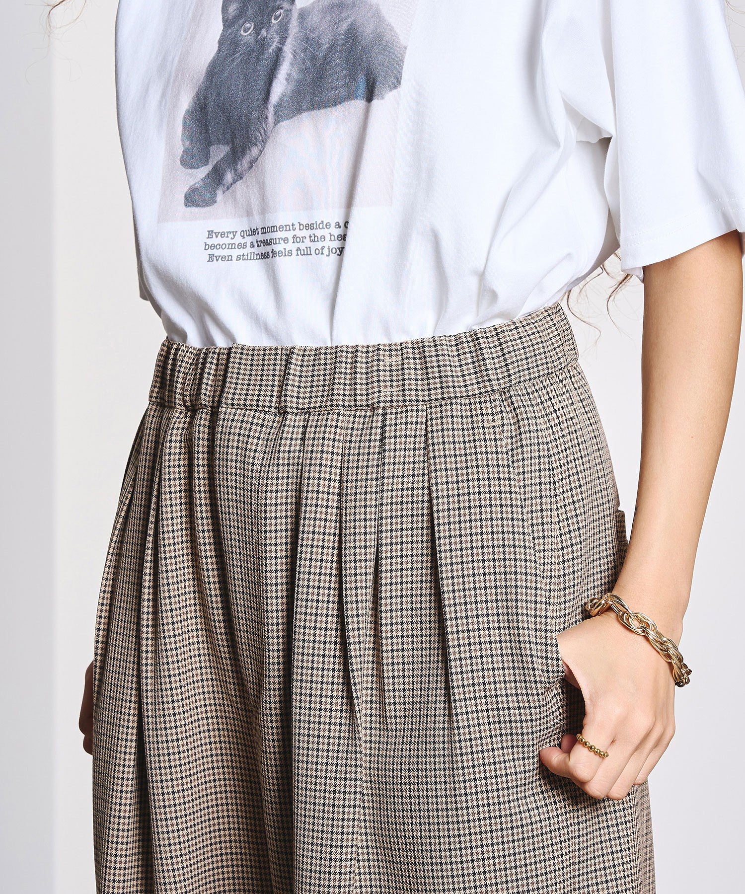TUCKED BARREL PANTS