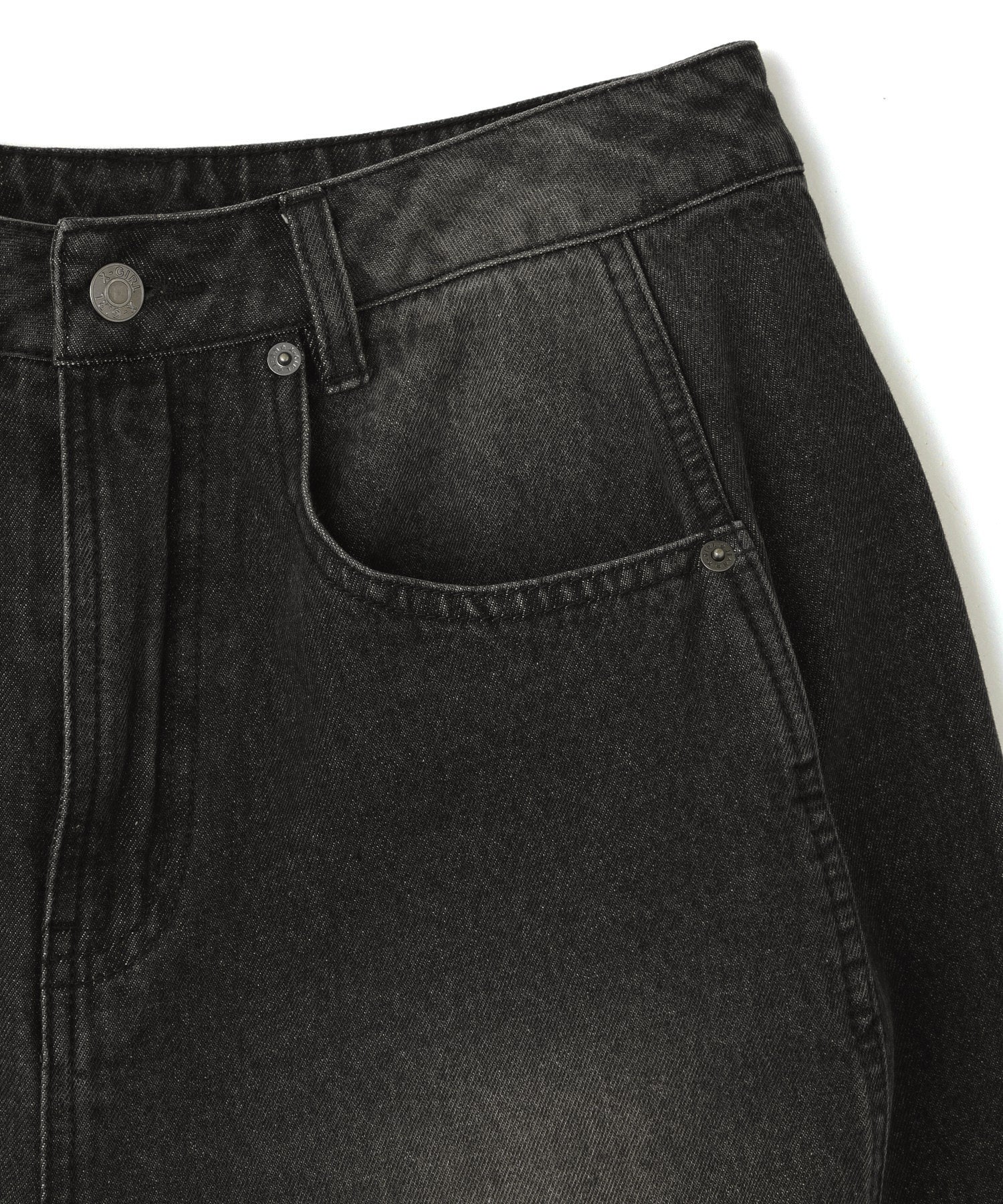 WIDE BAGGY DENIM PANTS