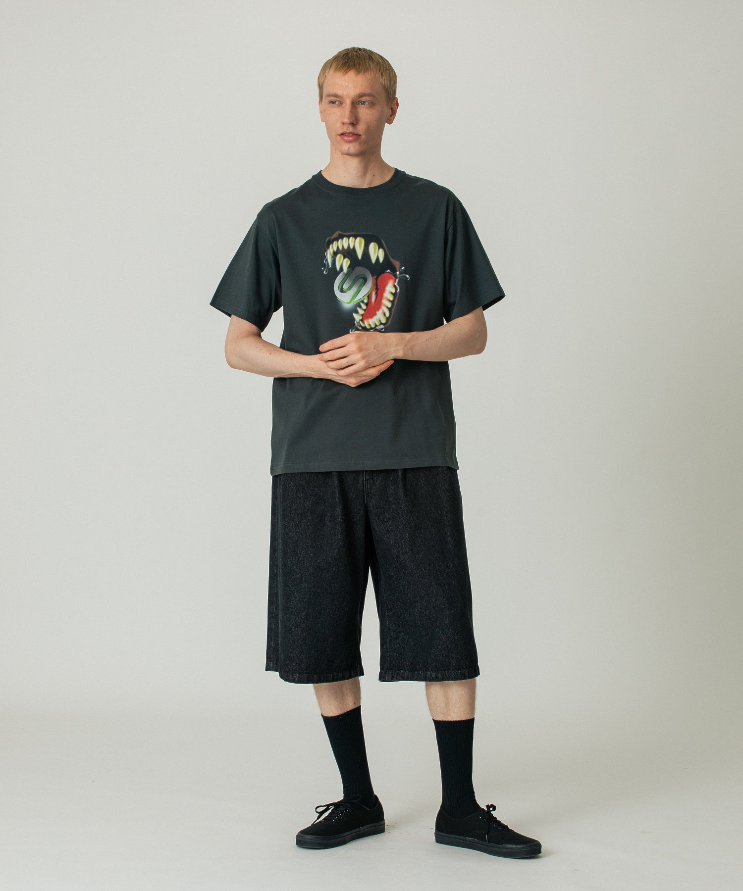 SHORT BAGGY PANTS