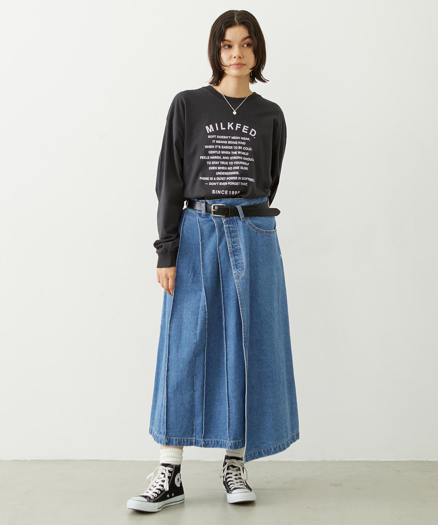 LETTER GRAPHIC L/S TEE