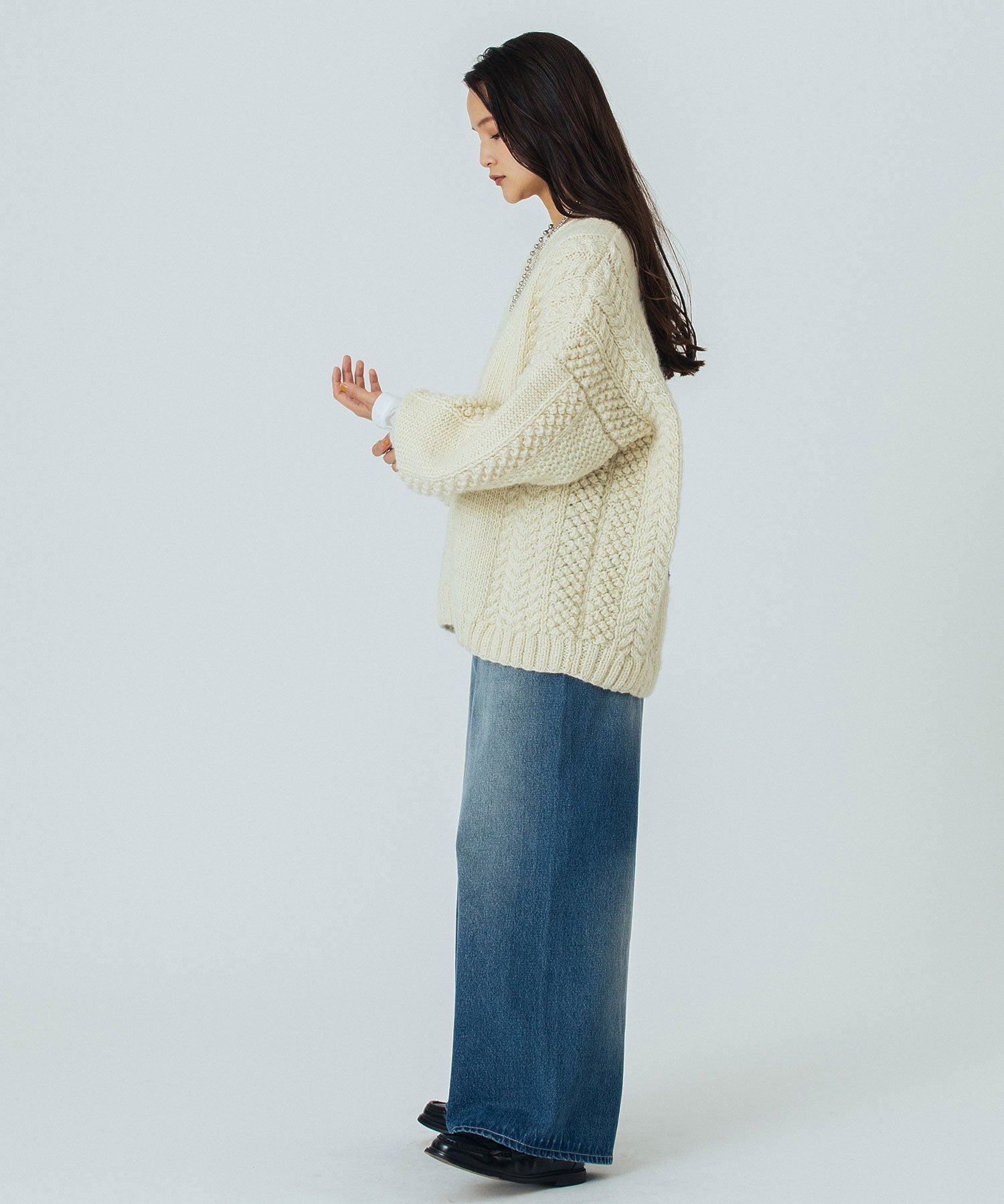 NEPAL MOTIF KNIT