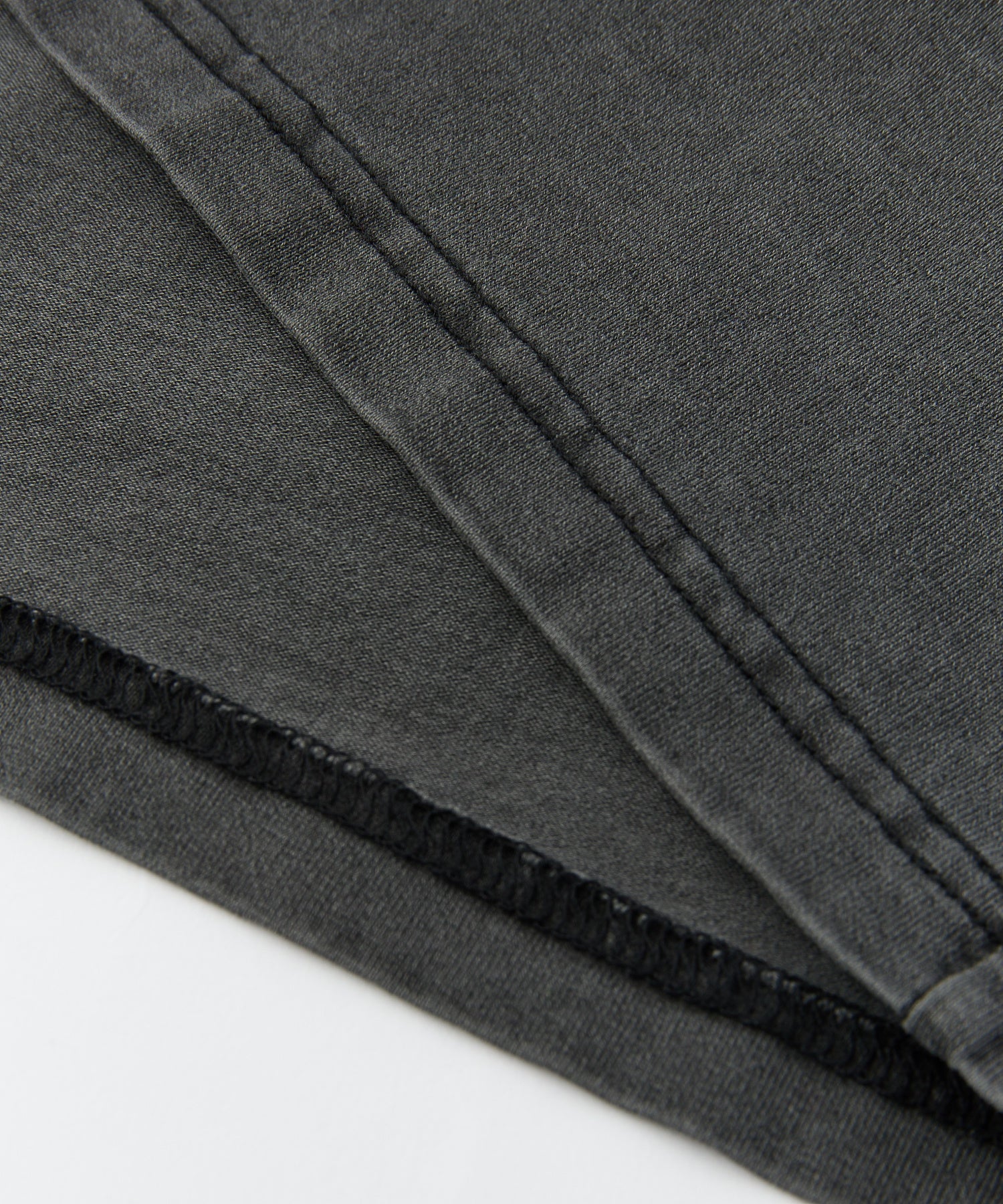 FADED SLEEVELESS TEE