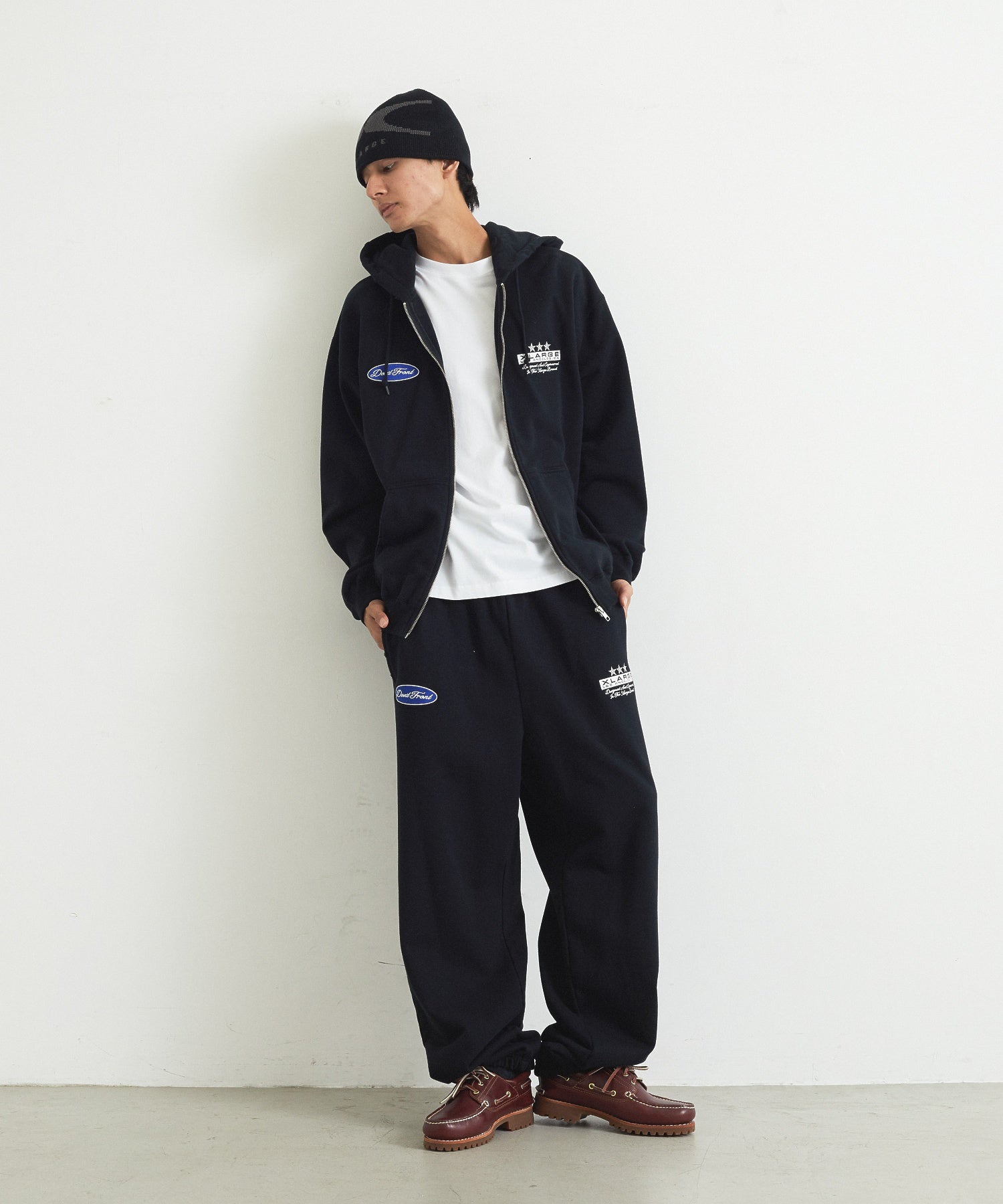 MODEL身長：183cm / 着用サイズ：ONE SIZE