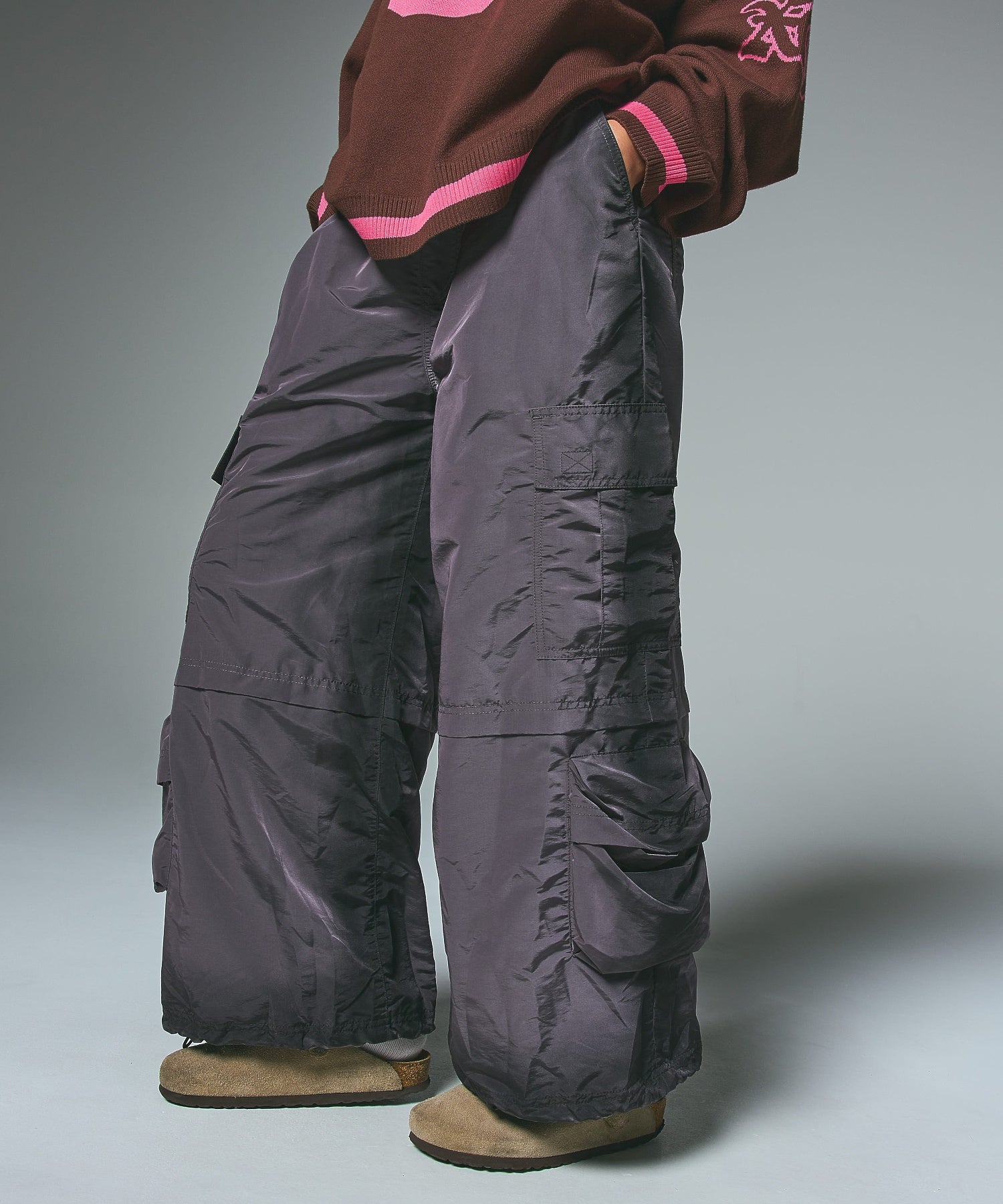 FADED WIDE LEG CARGO PANTS