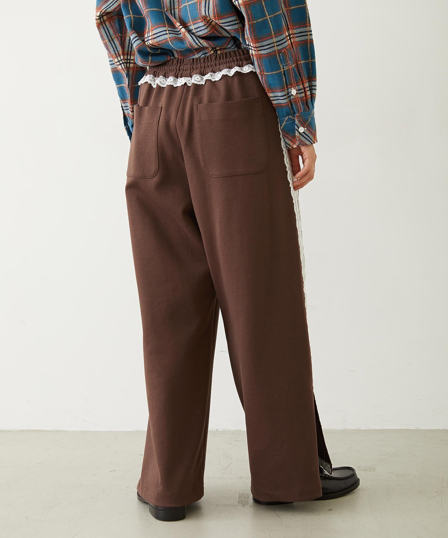LACE LINE PANTS