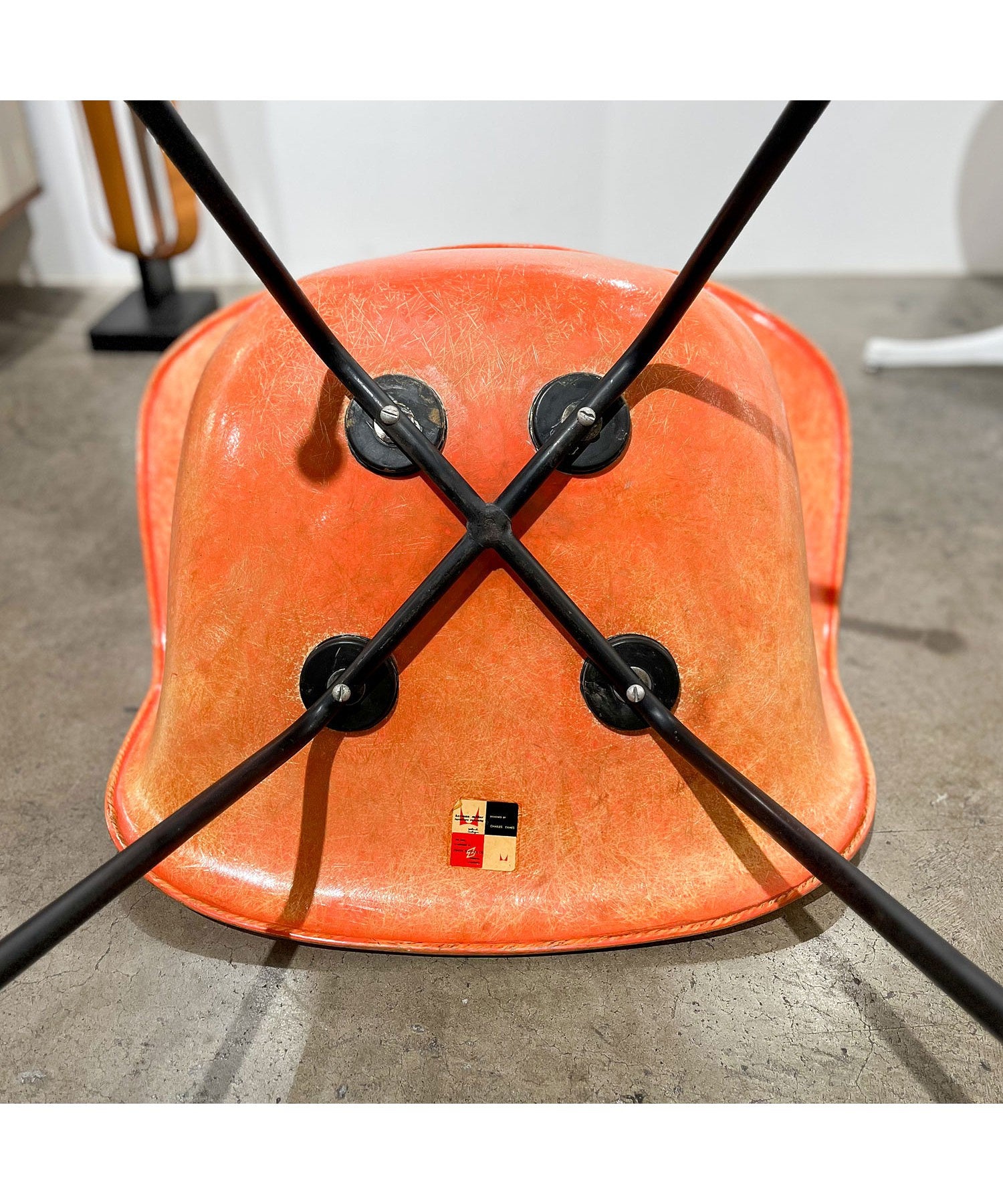 Eames DAX / Salmon Pink / 1st