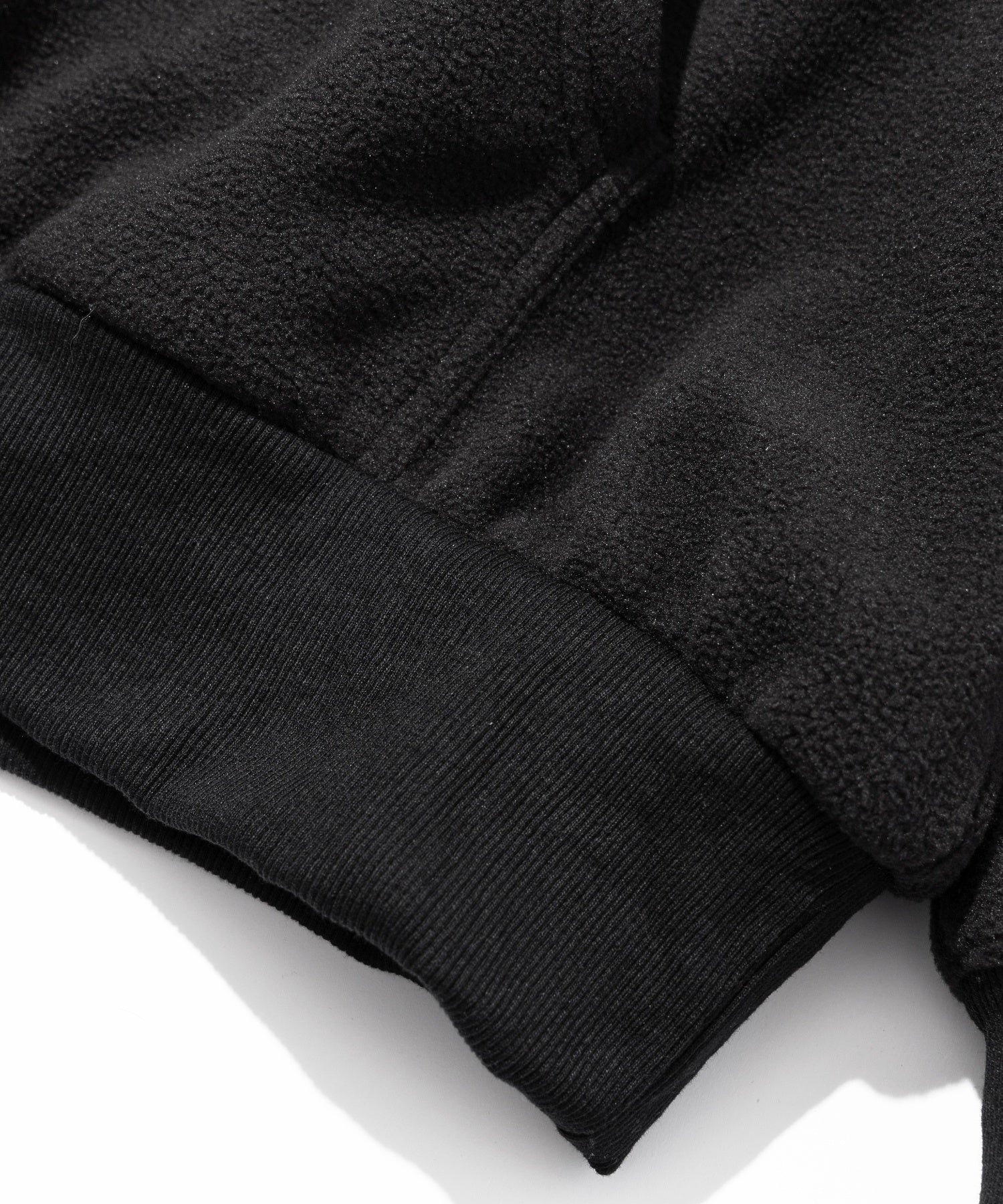 FLEECE SWEATSHIRT