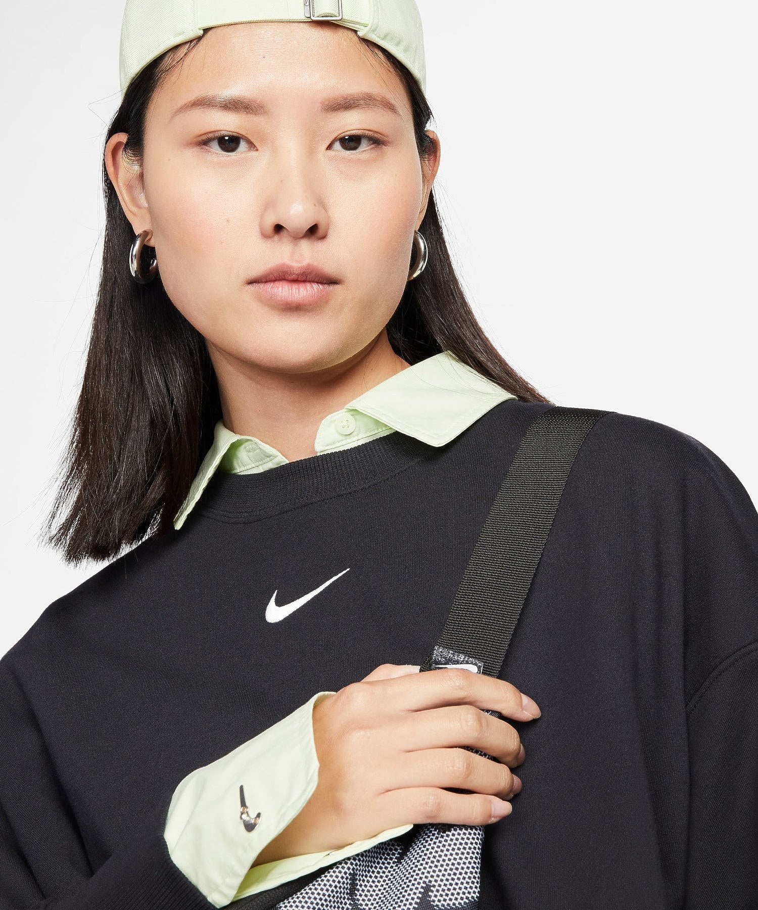 NIKE/ナイキ/WMNS NSW STYLE FLEECE L/S CREW OOS/DQ5762