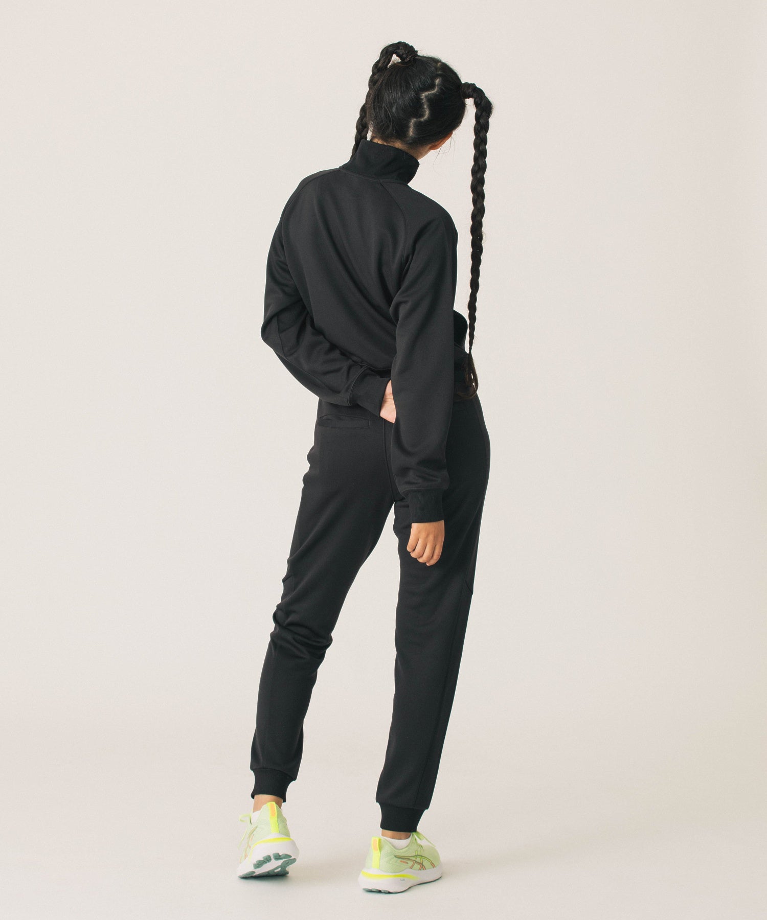 SHORT TRACK JACKET