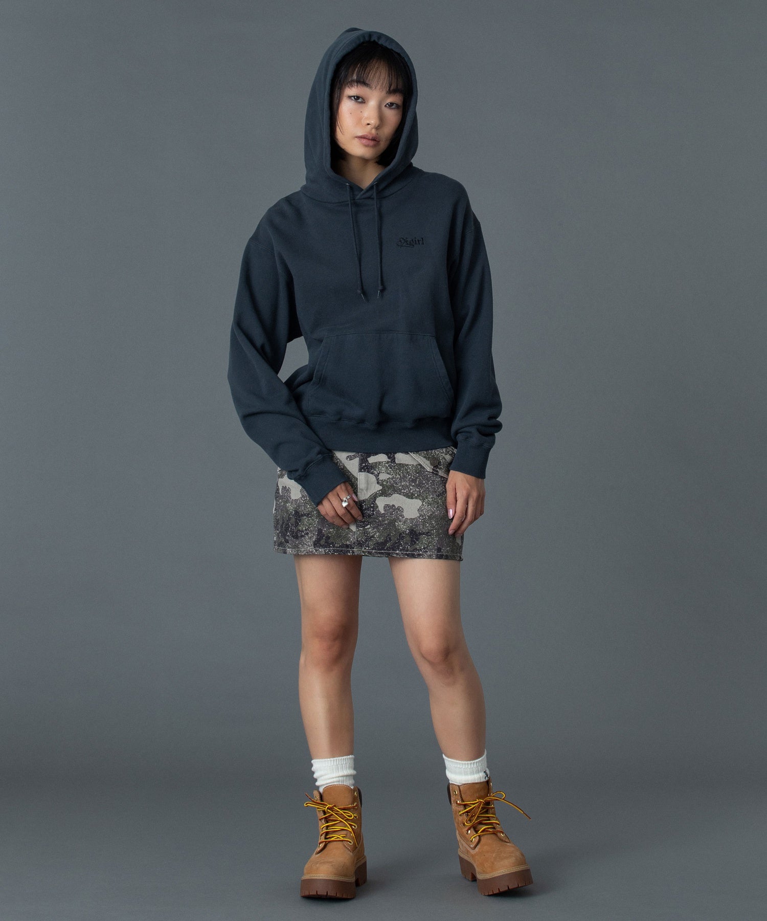 BUTTERFLY PATCH SWEAT HOODIE