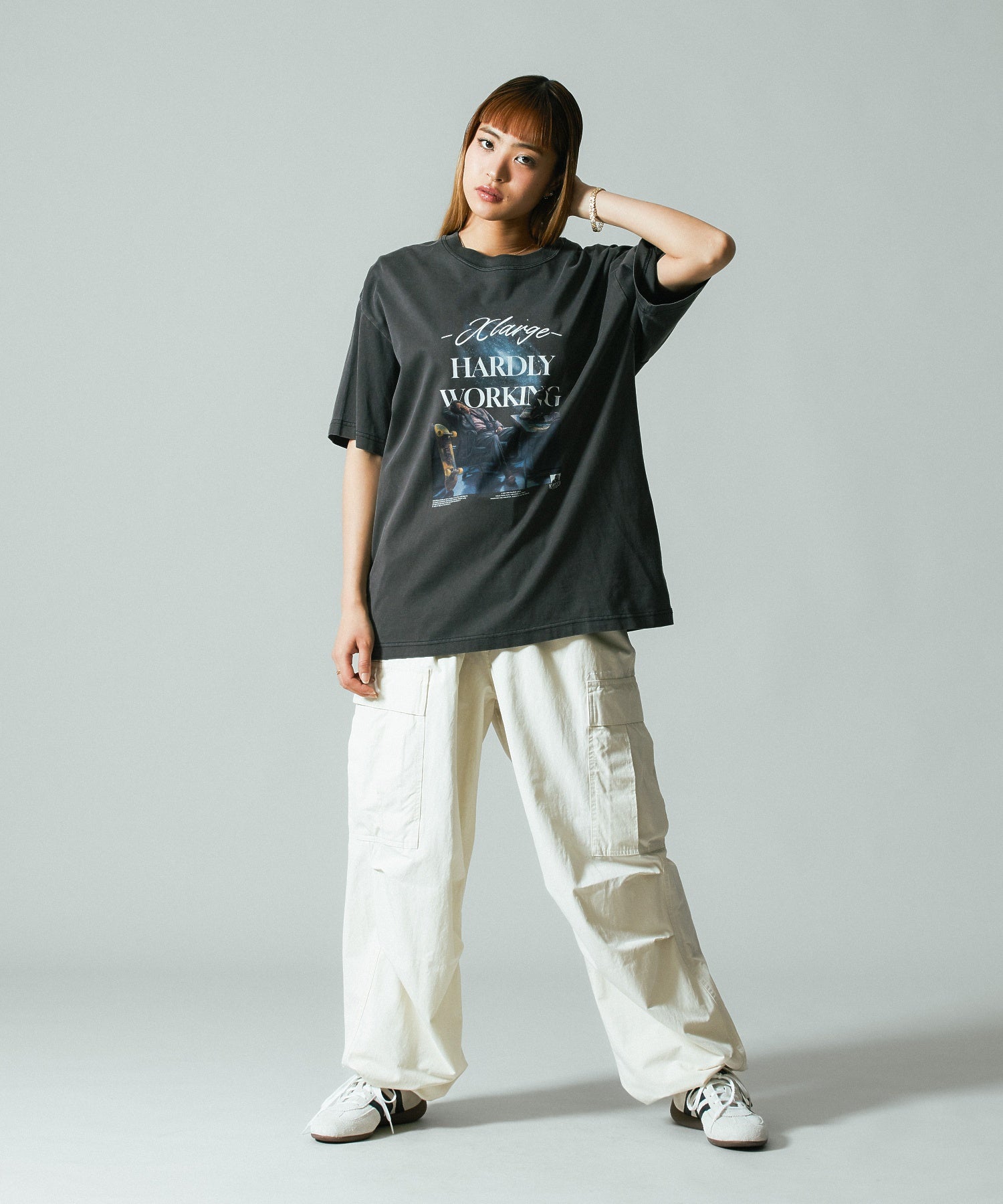 HARDLY WORKING S/S TEE