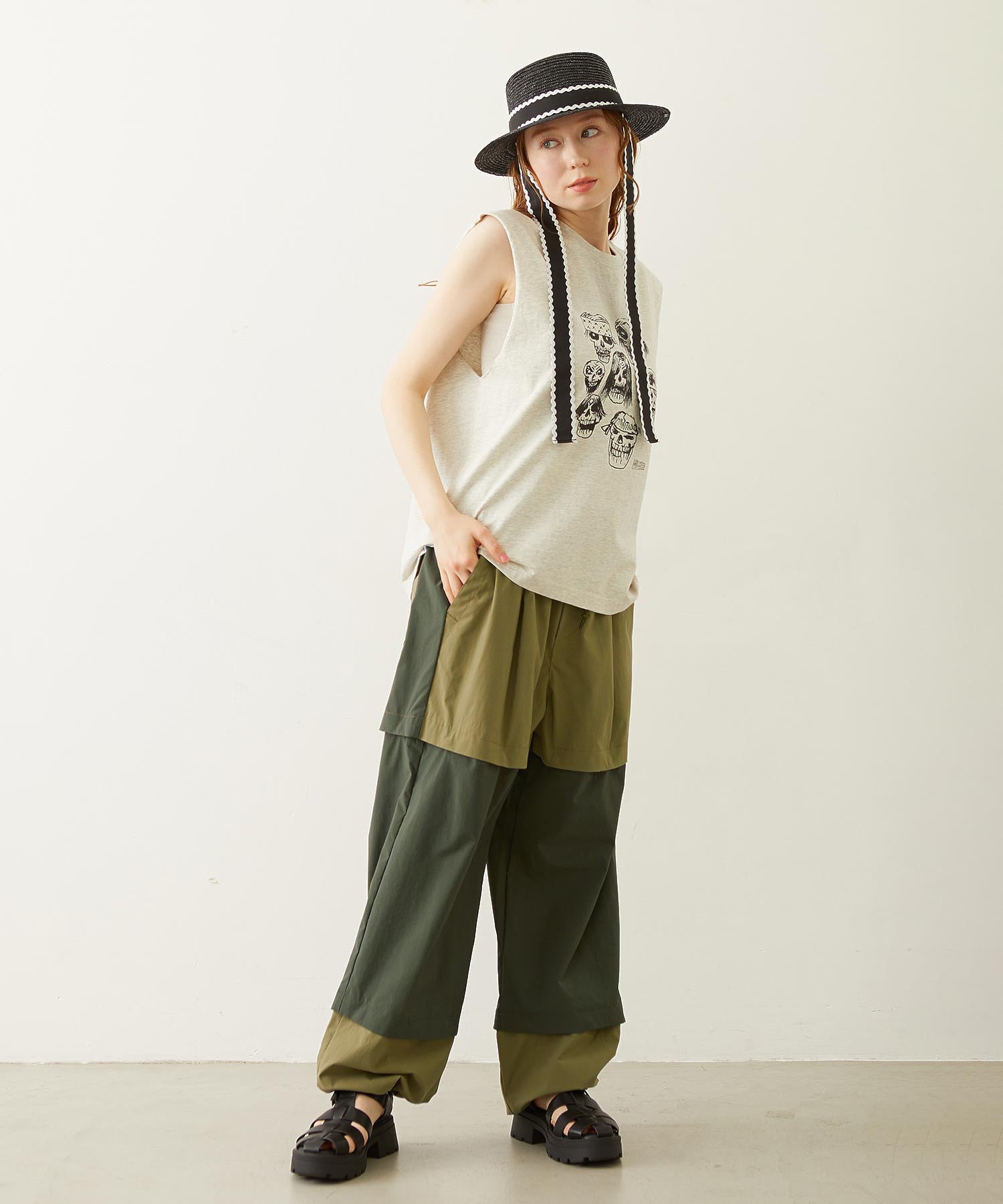 TRIMMED RIBBON BOATER HAT