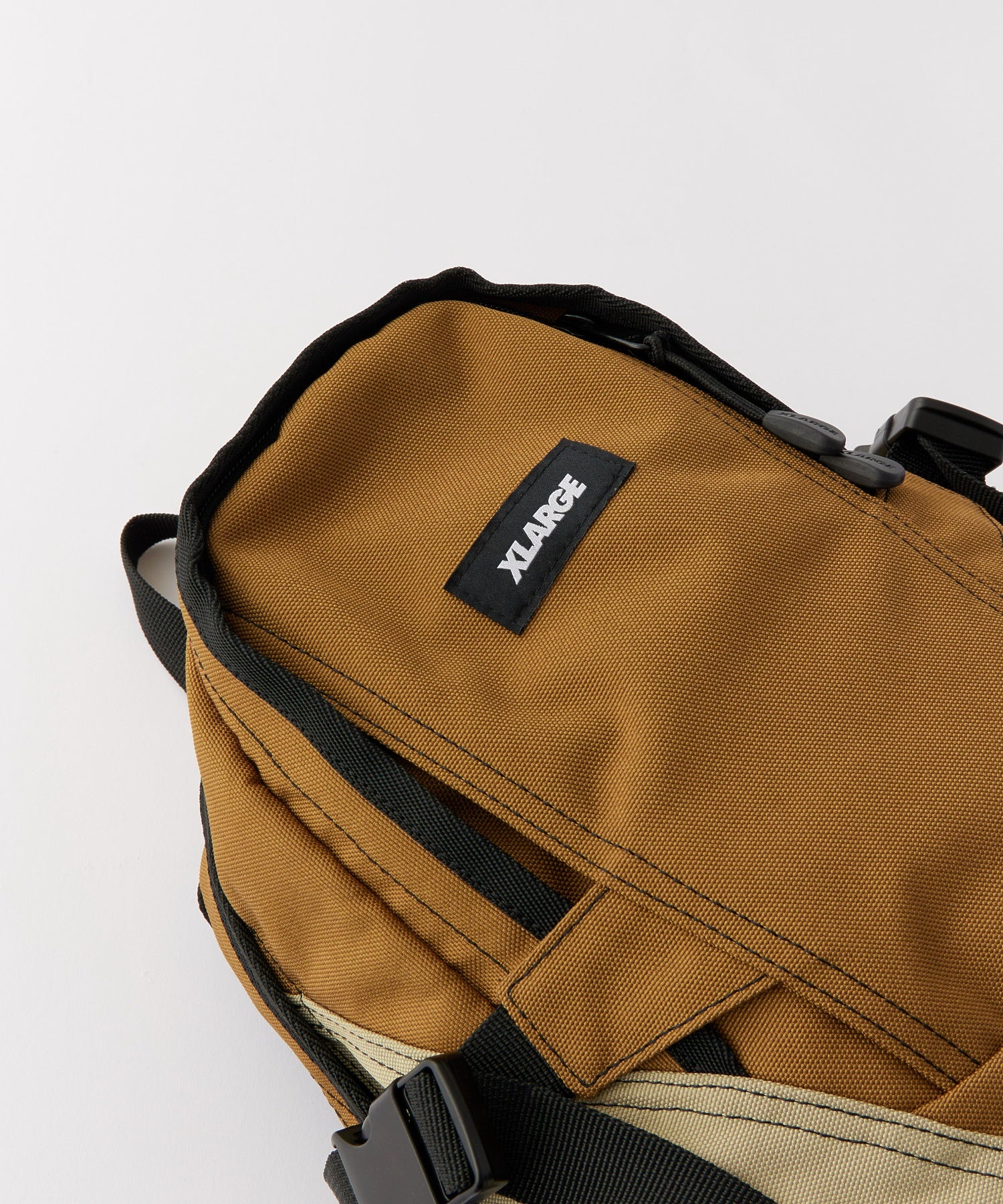 PANELED DAYPACK