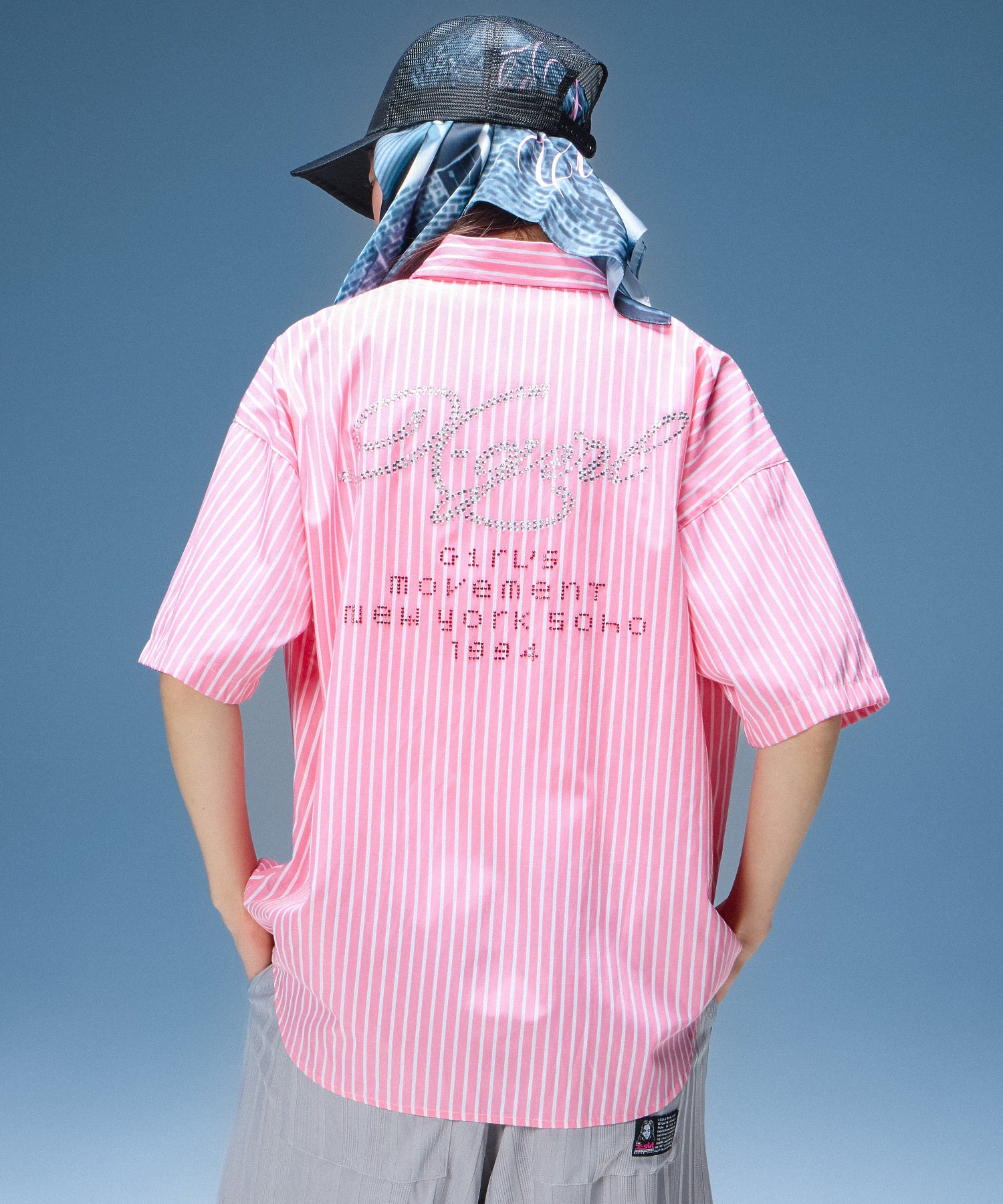 SCRIPT LOGO SCARF