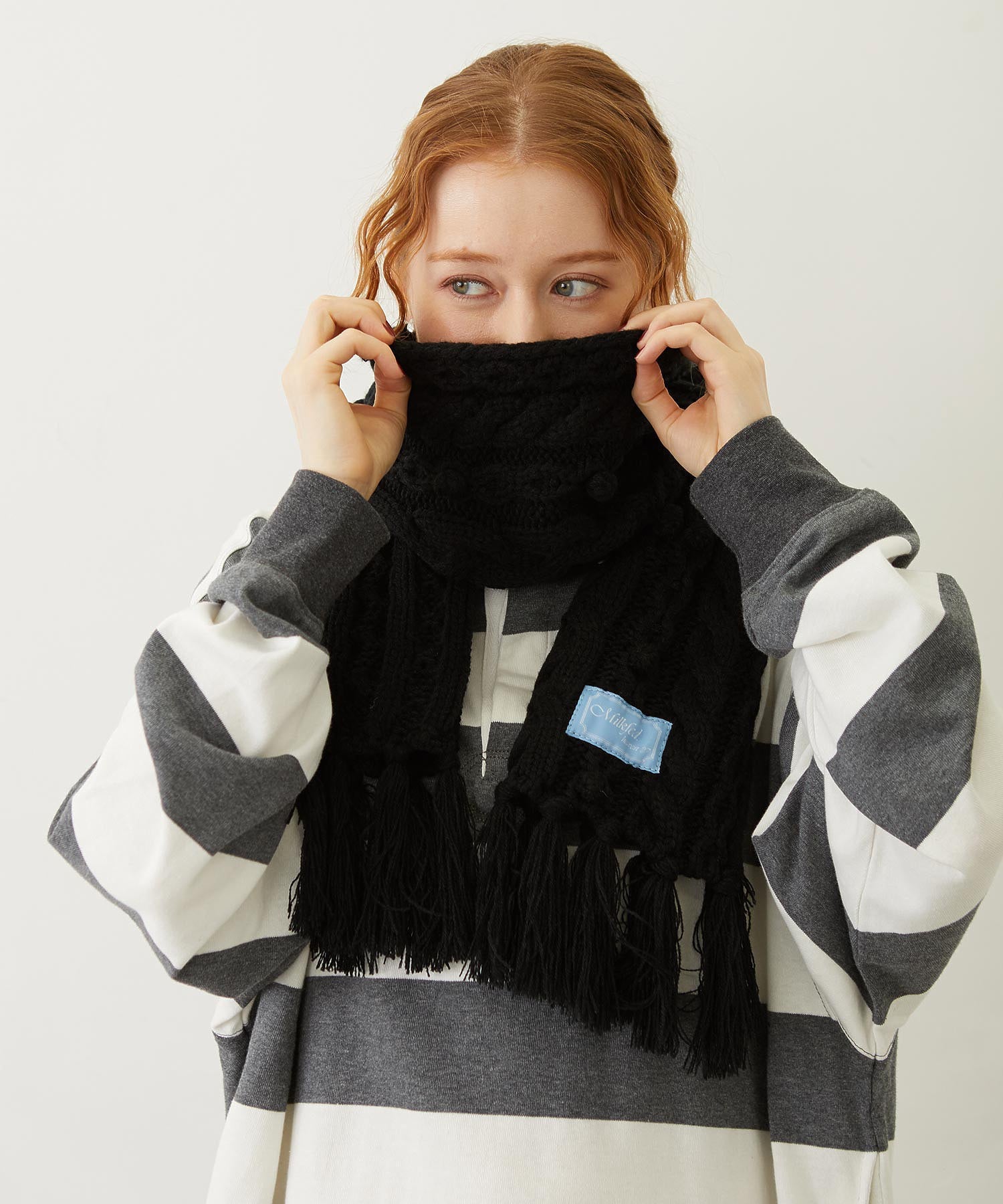 CABLE KNIT STOLE