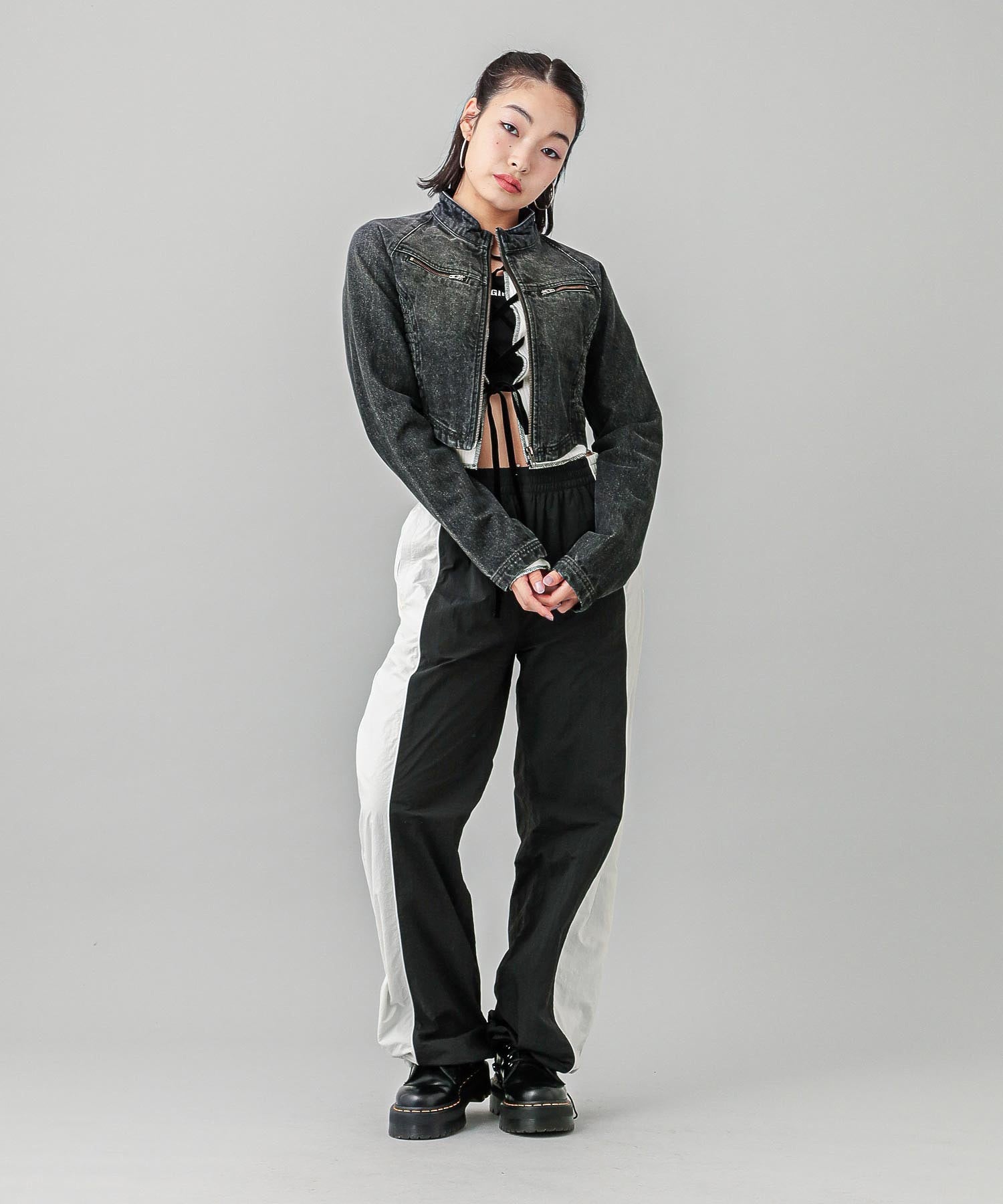 ZIP UP STAND COLLAR DENIM JACKET
