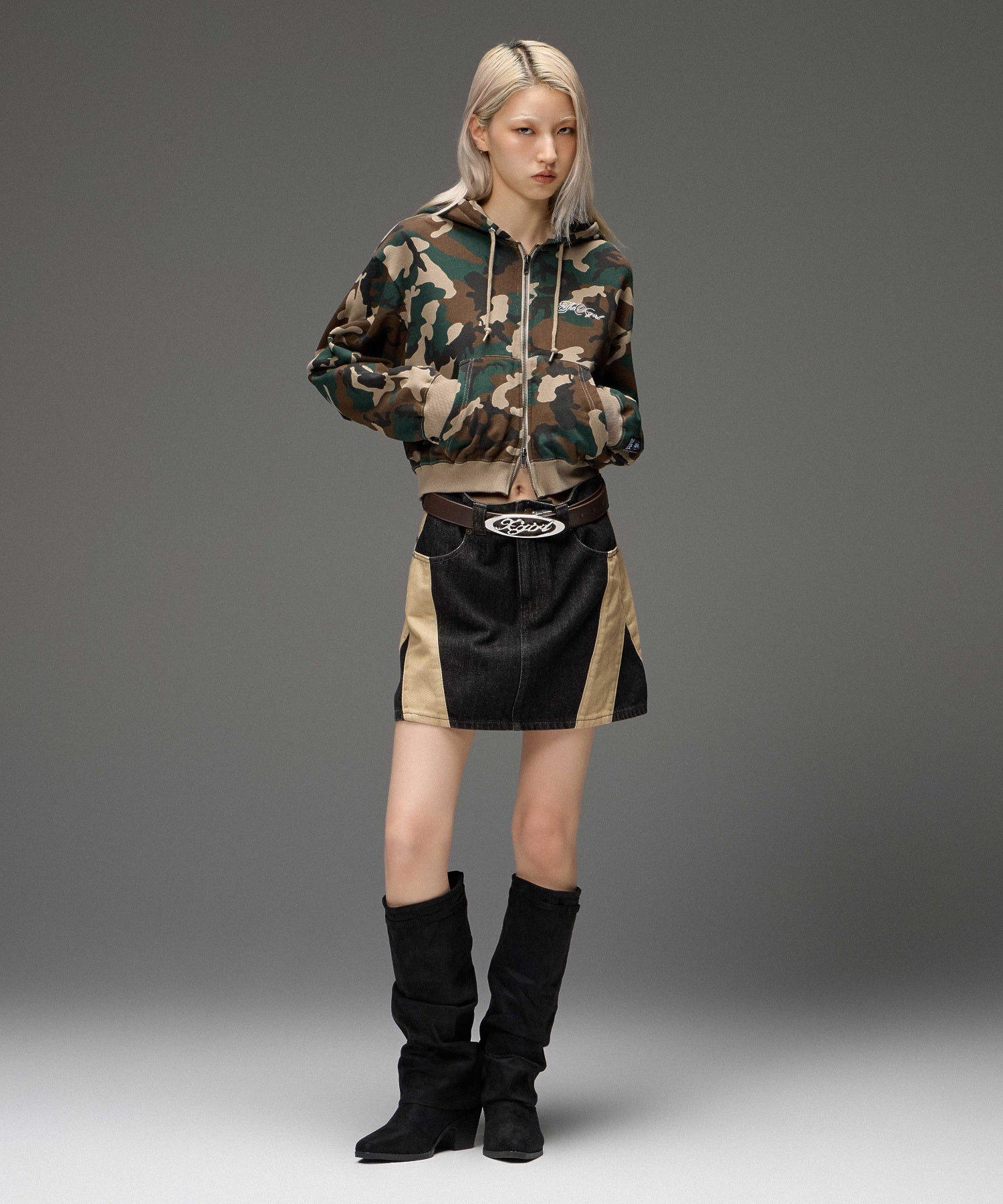 CONTRAST PANELED DENIM MINI SKIRT
