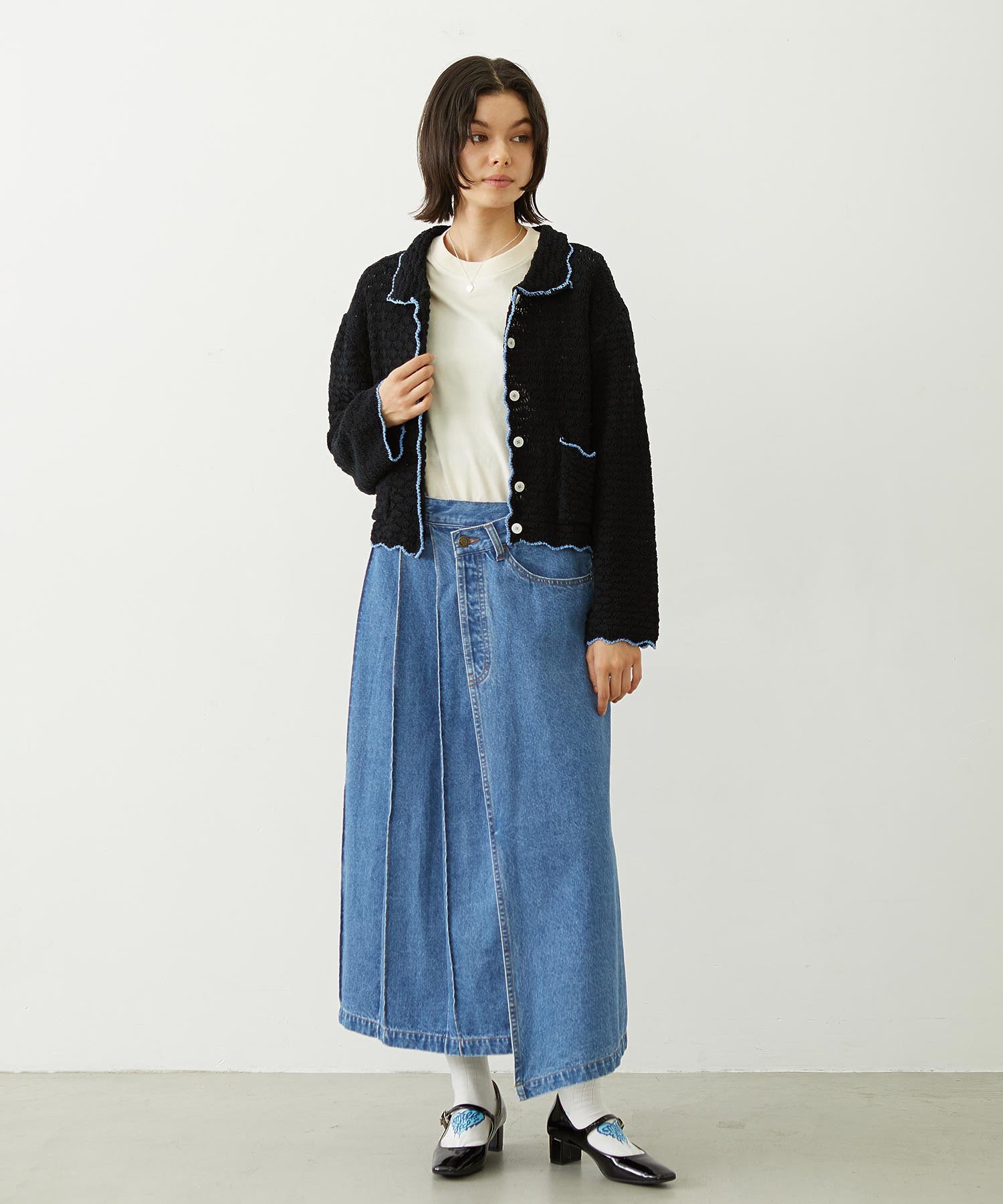 OPEN COLLAR CONTRAST TRIM KNIT CARDIGAN