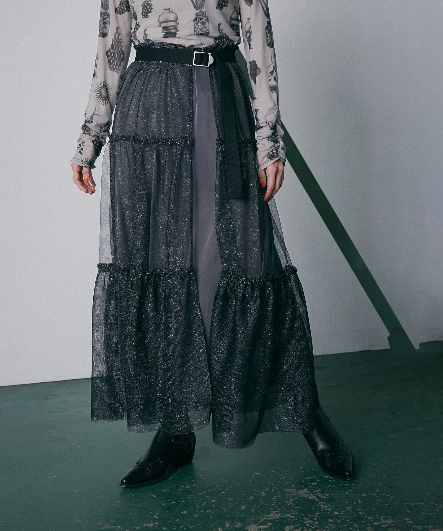 チュールレイヤードスカート