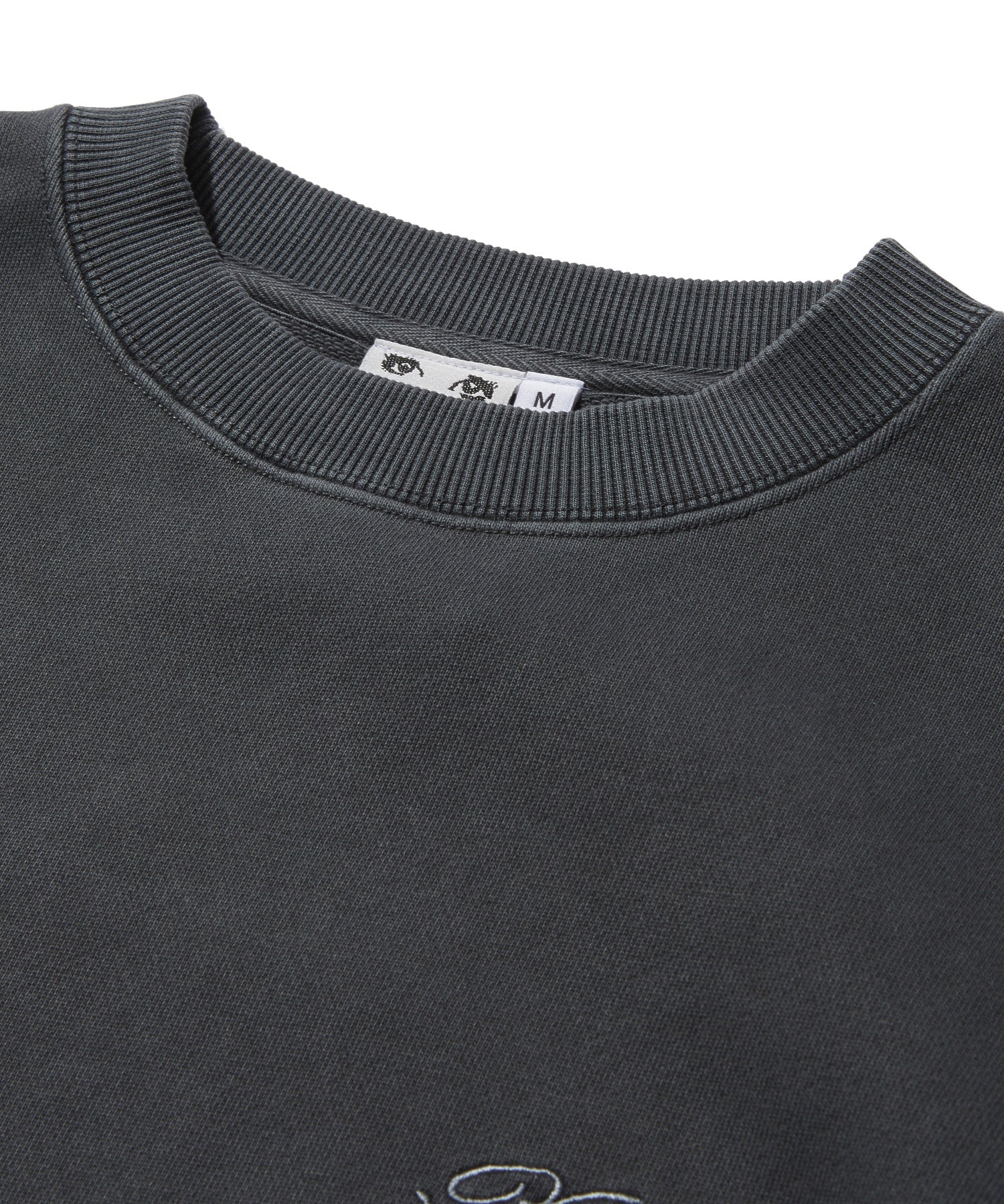 PIGMENT DYED FACE PATCH AND LOGO CREWNECK SWEATSHIRT