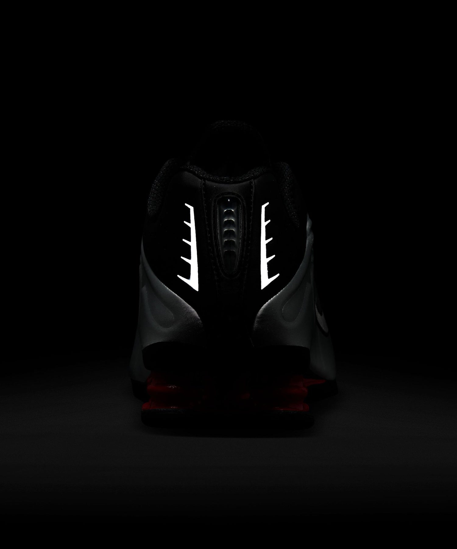 NIKE AR3565-011 WMNS SHOXS R4