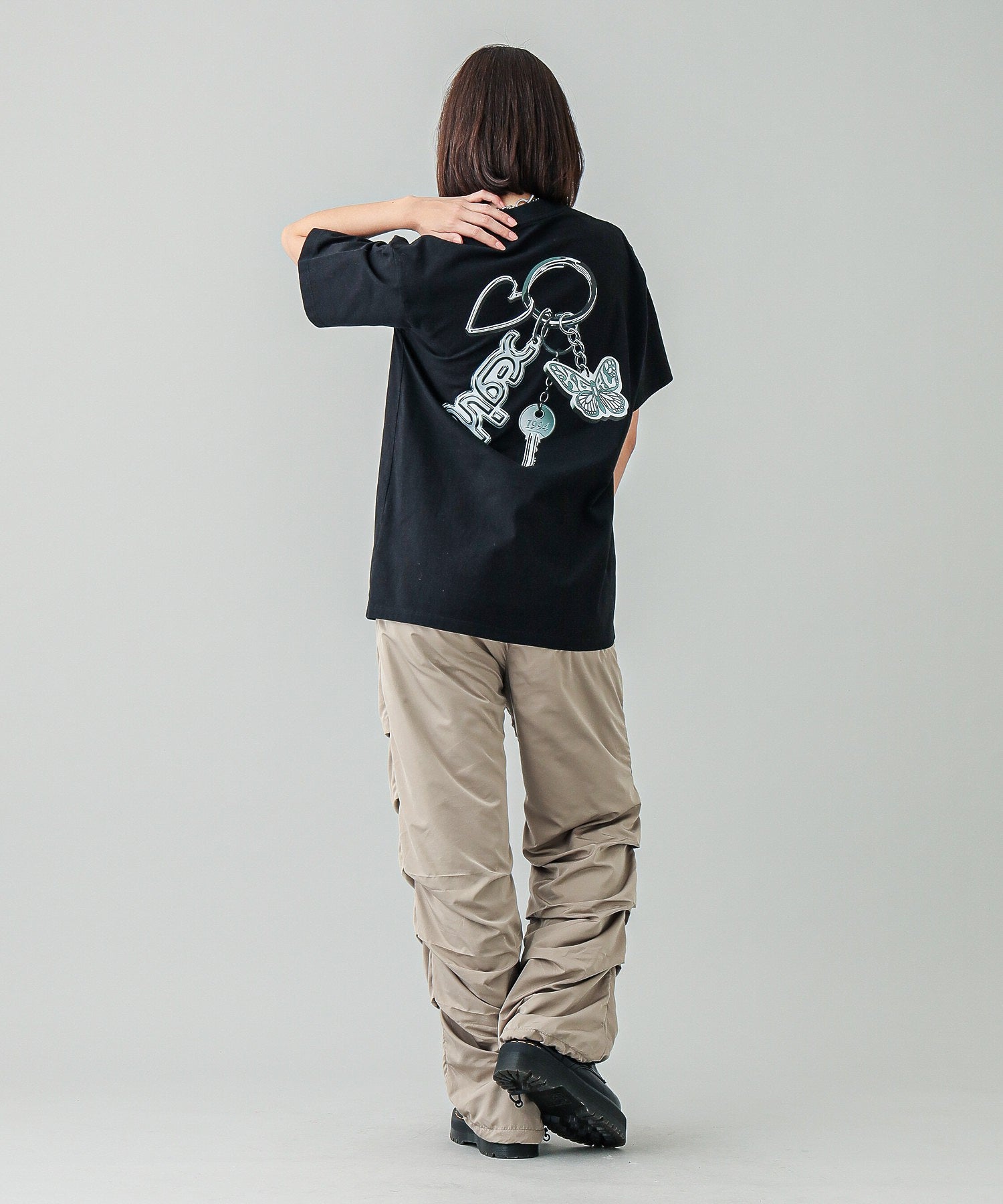 X-girl MOTIF KEYCHARM S/S TEE