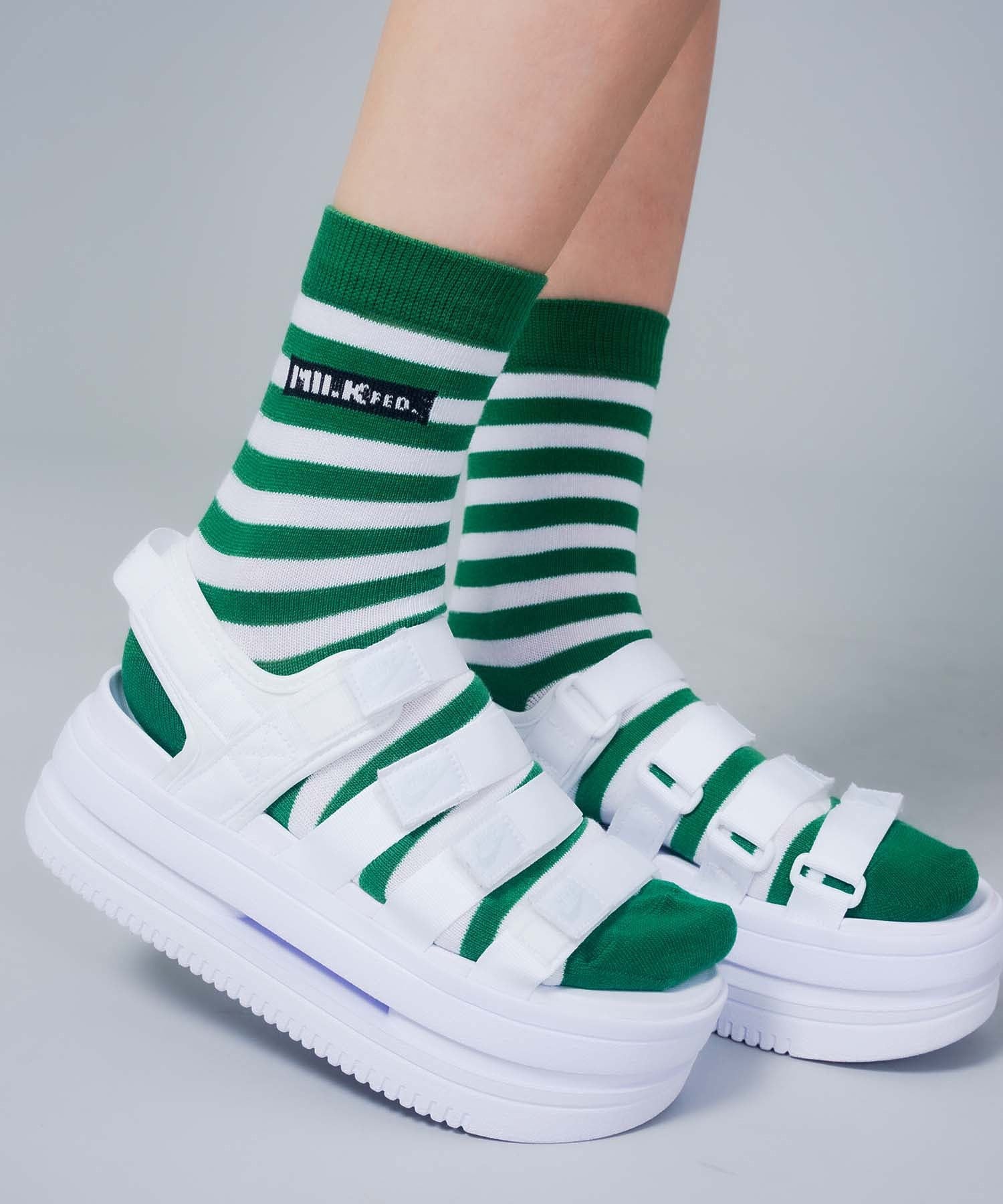 STRIPED BAR LOGO SOCKS MILKFED.