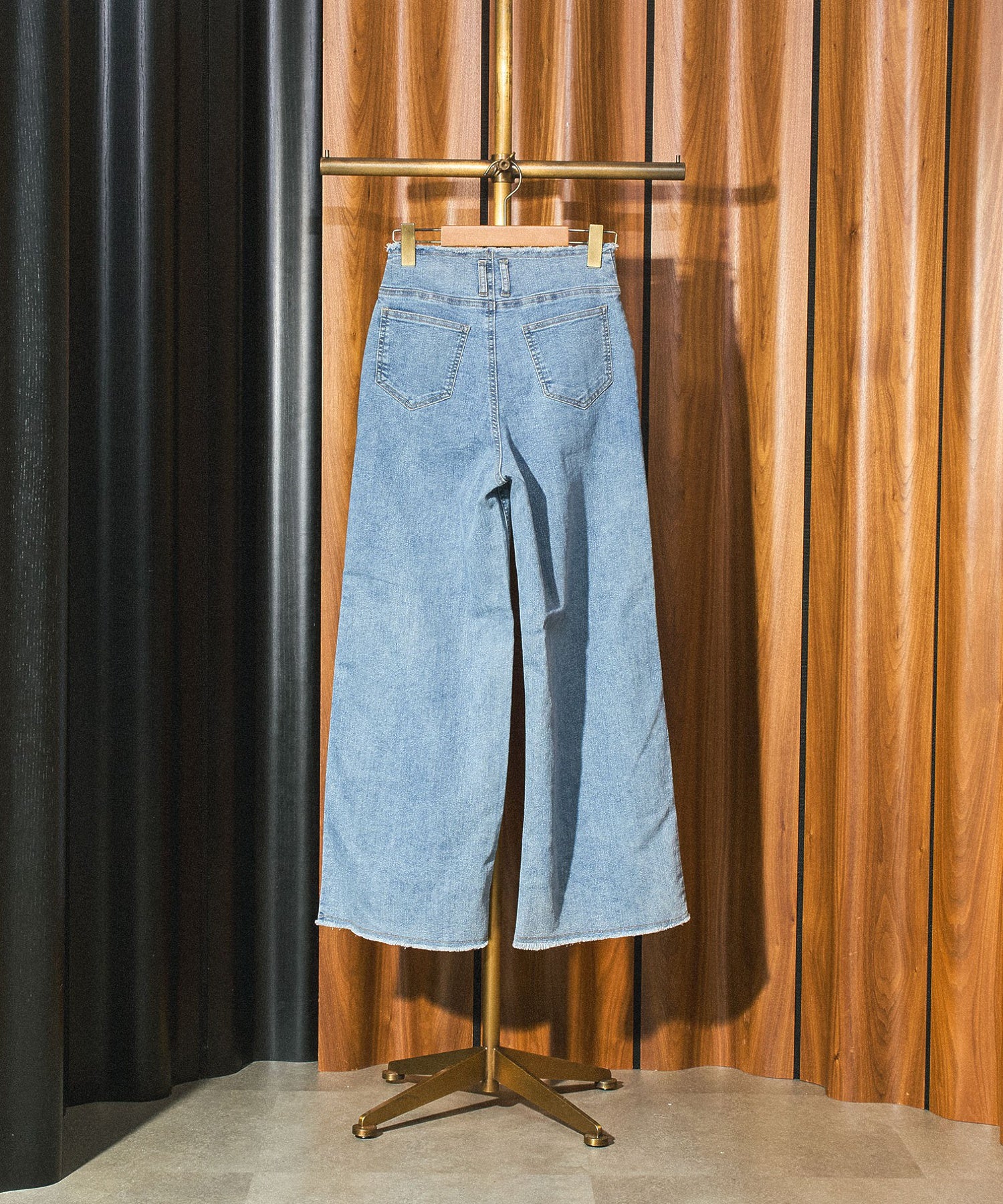 WIDE DENIM PANTS