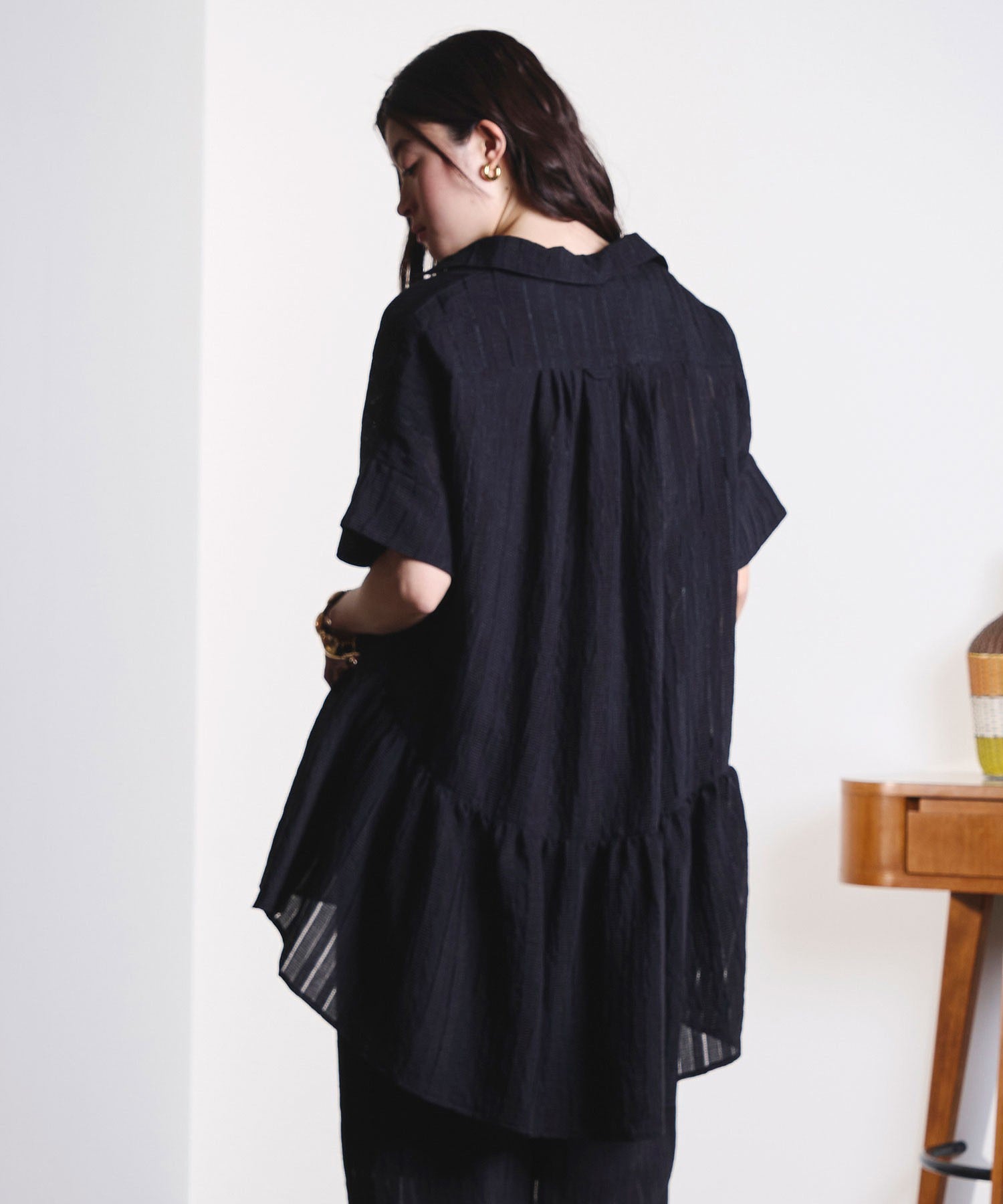 GENE HEAVENS/TIERED HEM S/S SHIRT