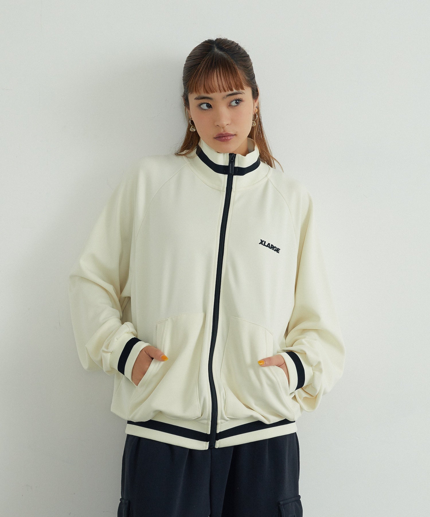 MODEL身長：165cm / 着用サイズ：Lサイズ