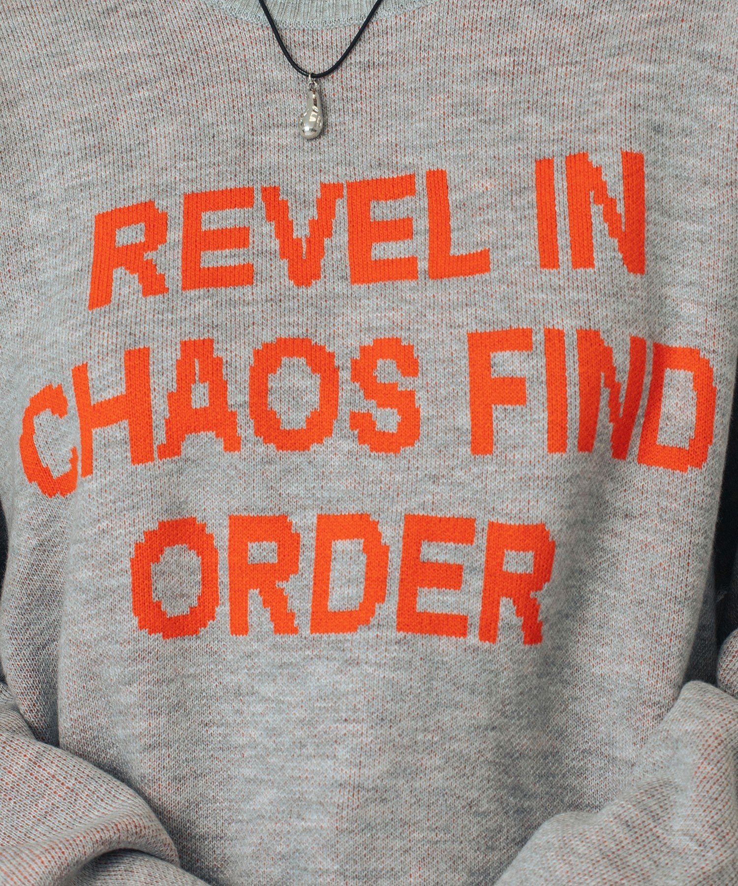 JACQUARD LOGO KNIT