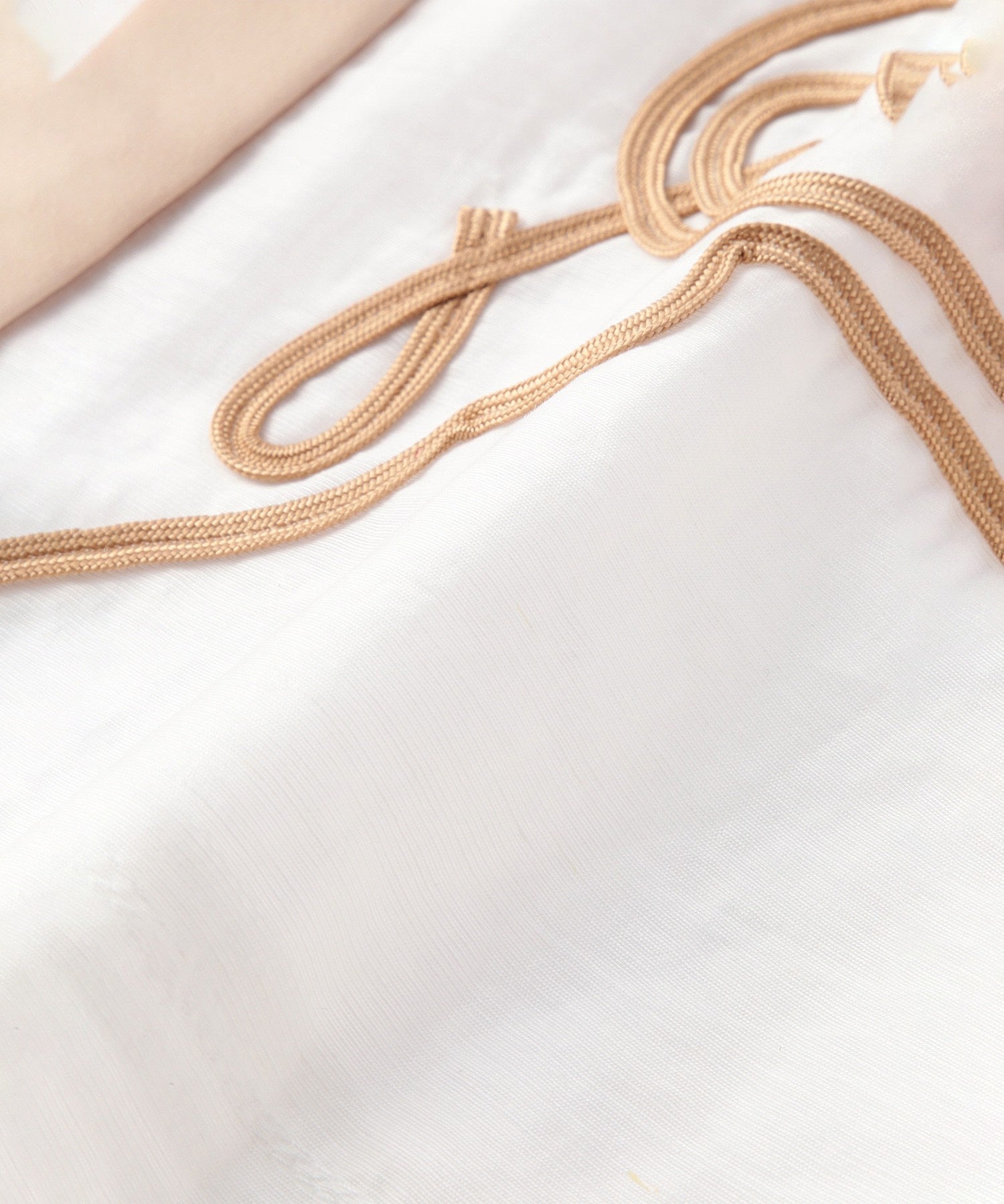 コードエンブロイダリーブラウス