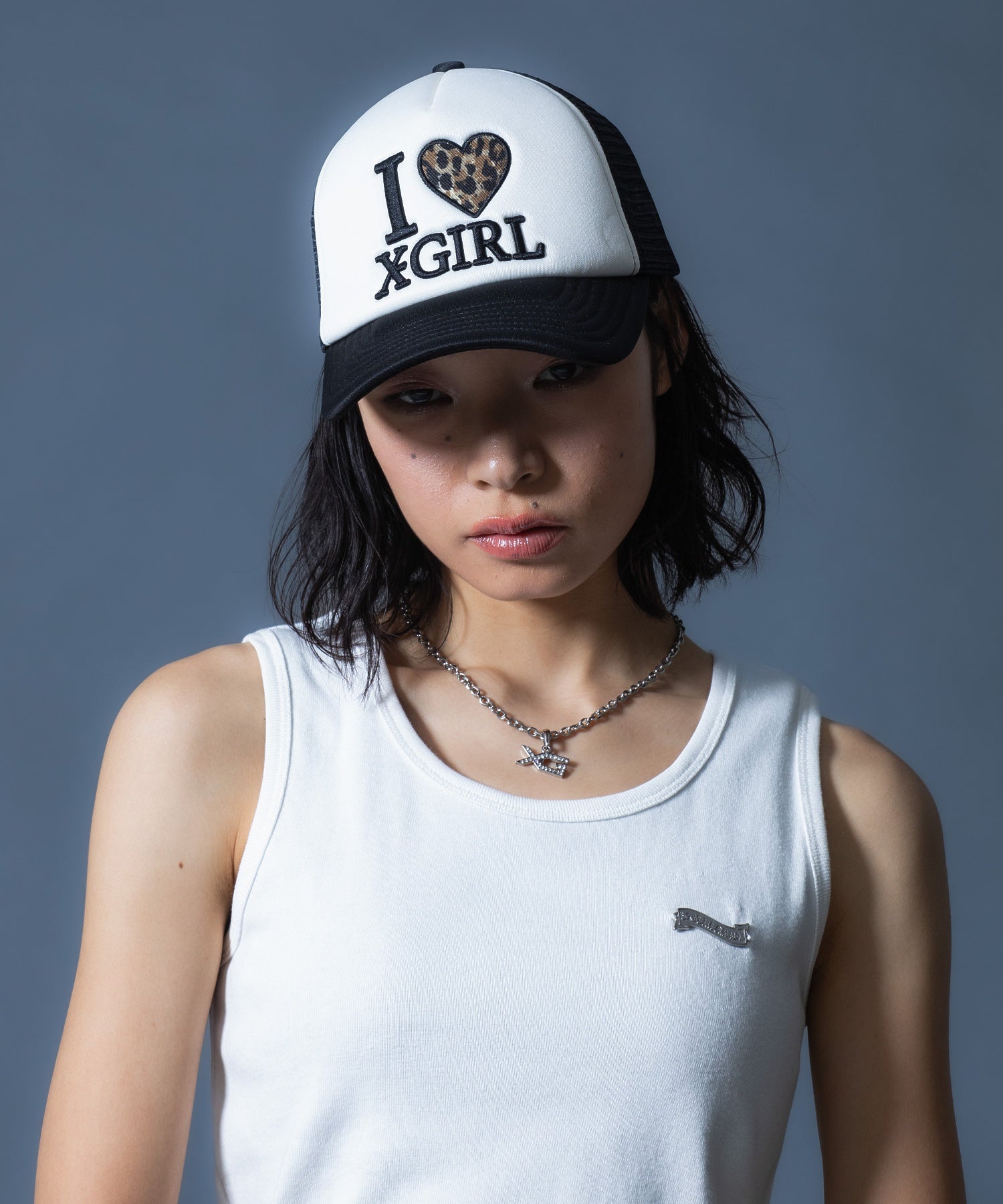 METAL NAME LOGO TANK TOP