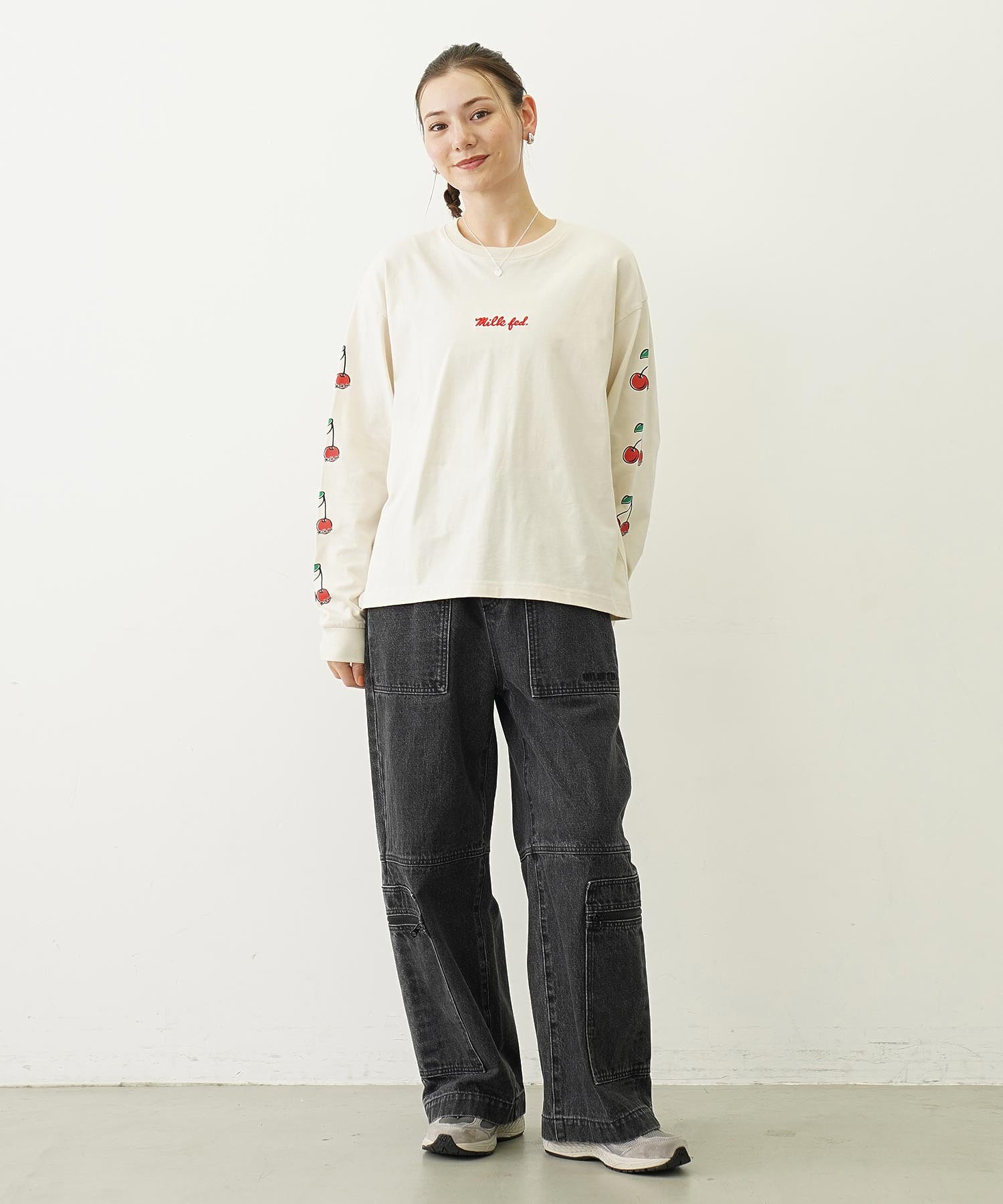 SIDE CHERRIES WIDE L/S TEE