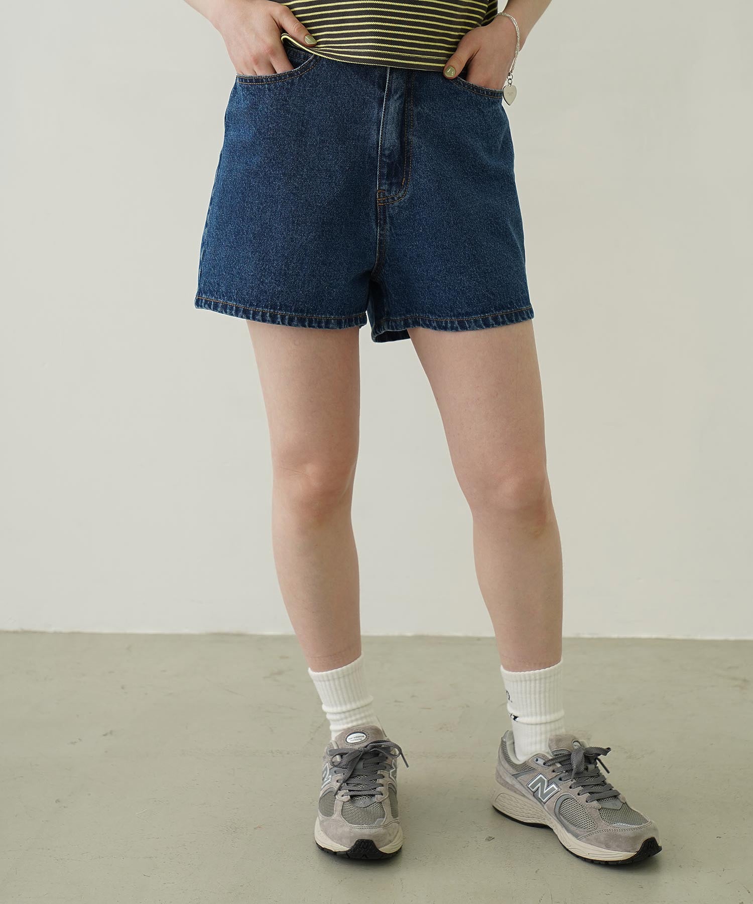 COOPER HEART DENIM SHORT PANTS
