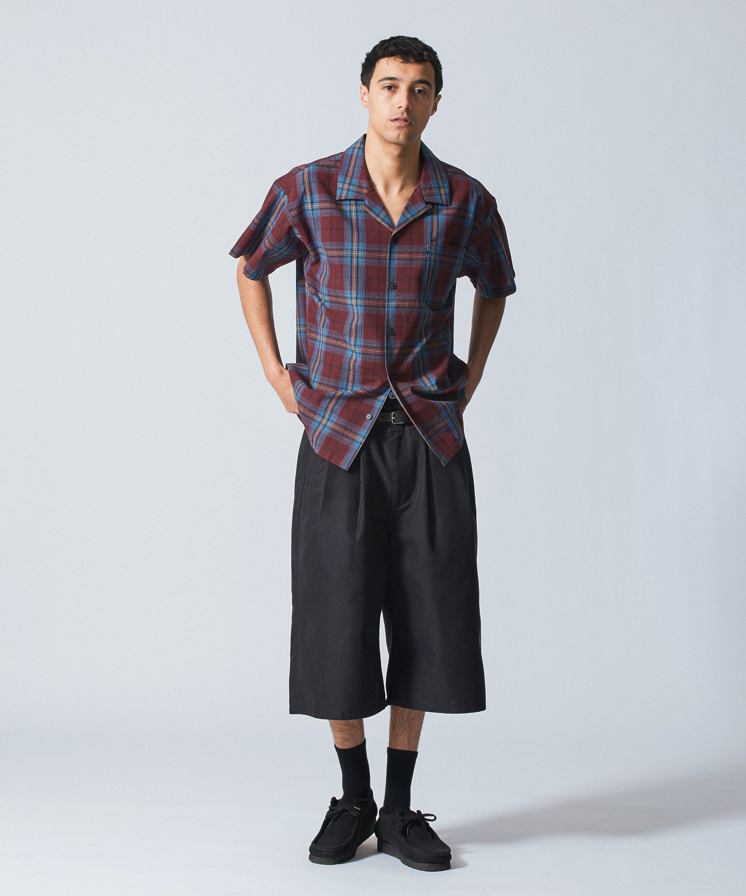 SHORT BAGGY CHINO PANTS
