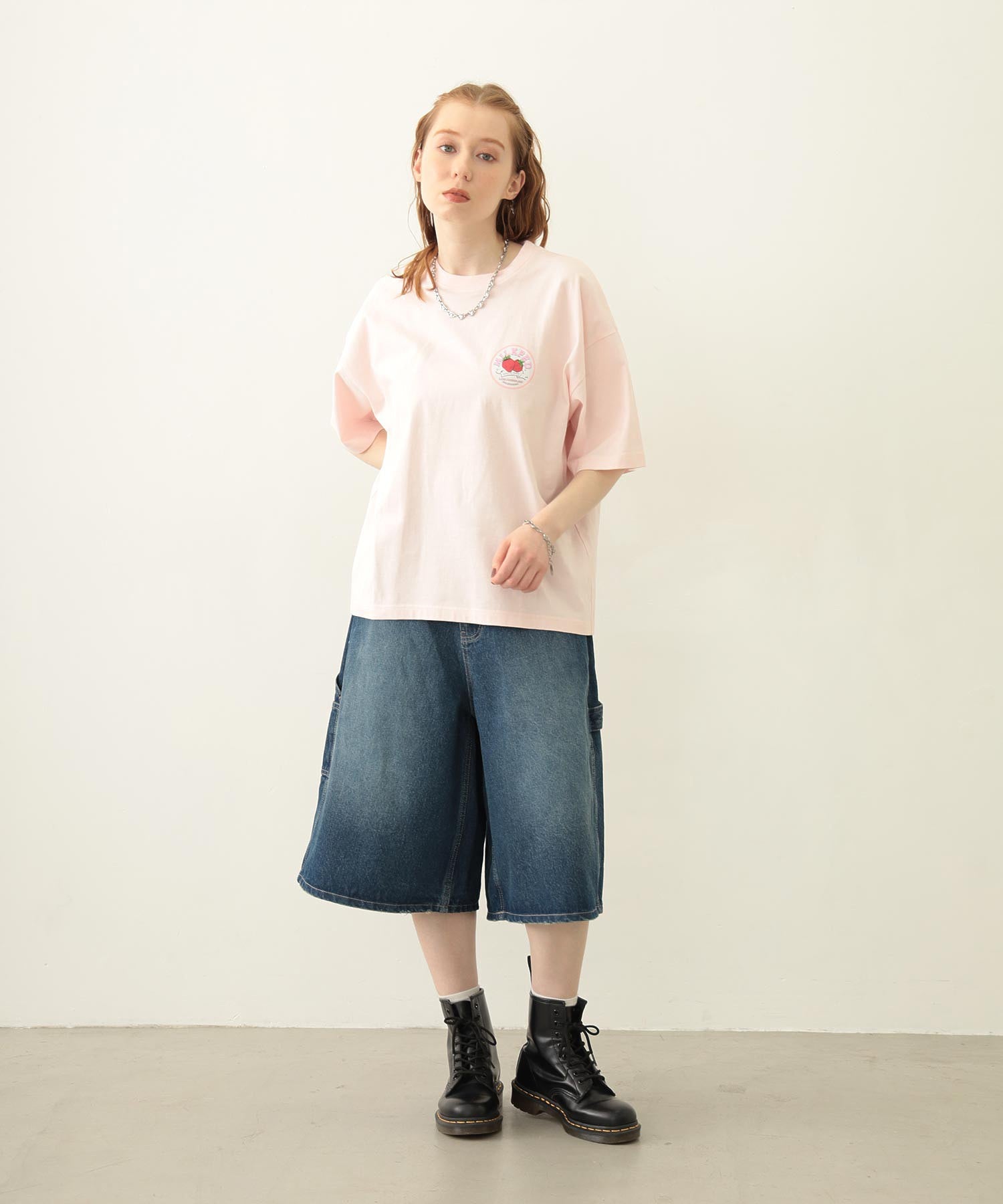 CIRCLE STRAWBERRY LOGO S/S TEE