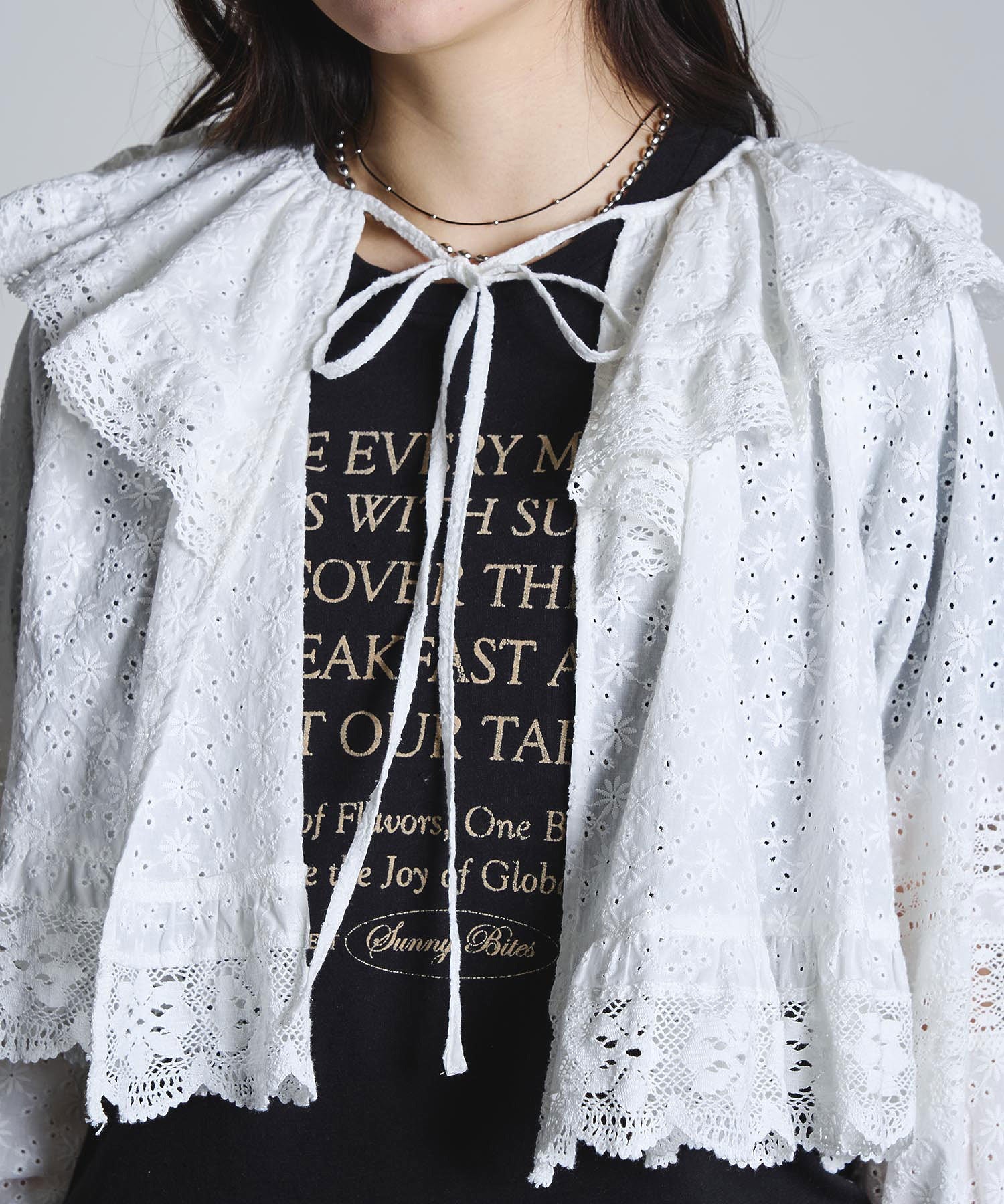 mag.by c/COTTON EMBROIDERY L/S FRILL SHIRT