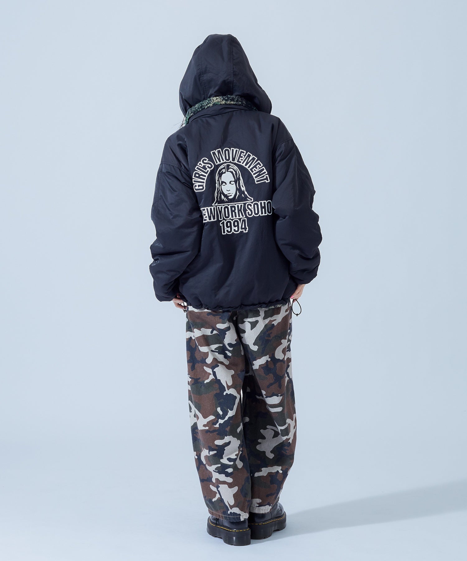 BRUSHED COLLAGE GRAPHIC REVERSIBLE BOA BLOUSON