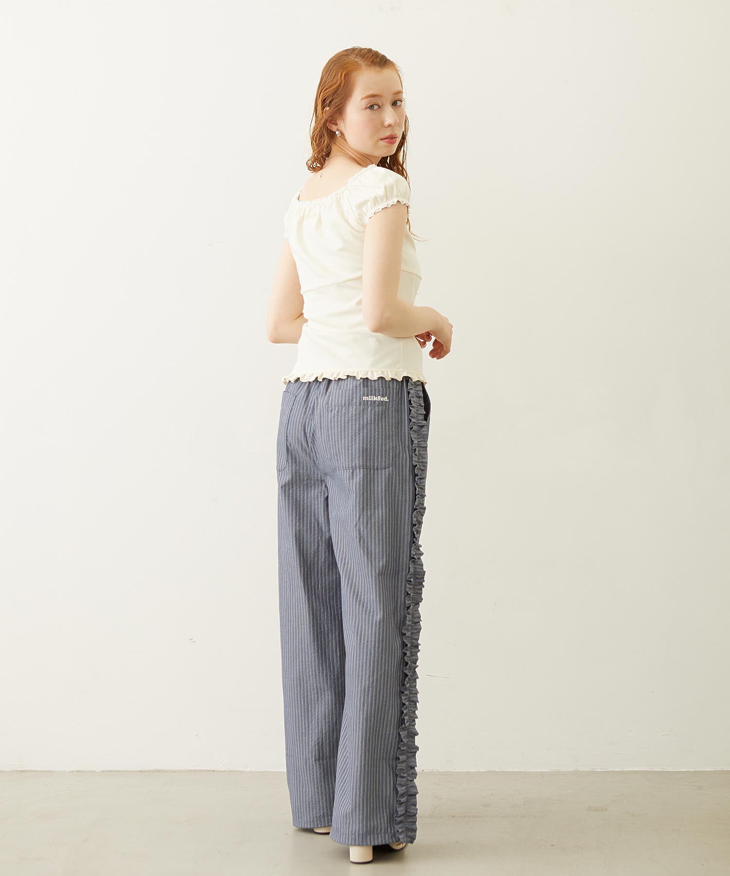 STRIPED RUFFLE PANTS
