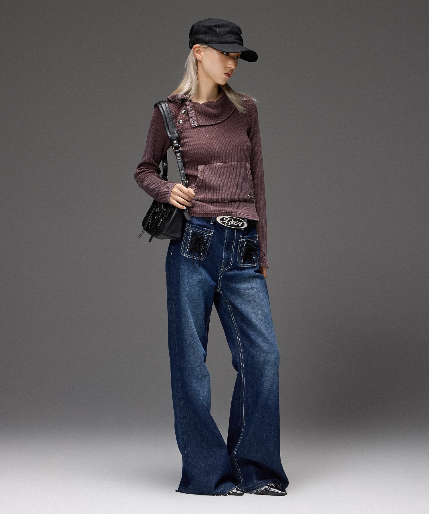 HEART POCKET FLARE DENIM PANTS