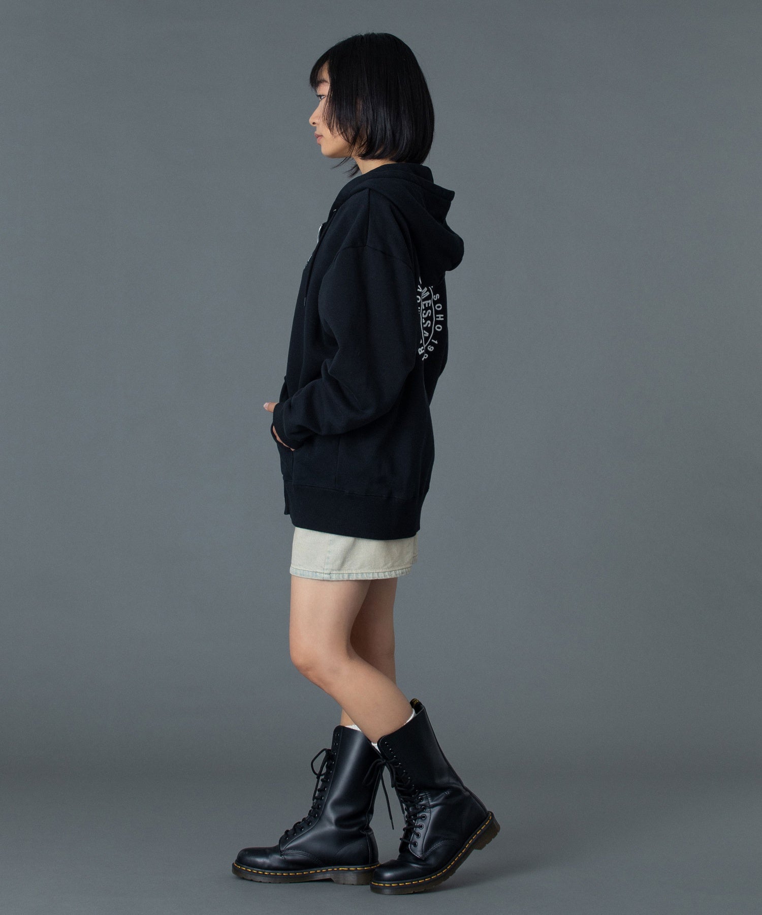 CIRCLE MESSAGE AND FACE ZIP UP SWEAT HOODIE